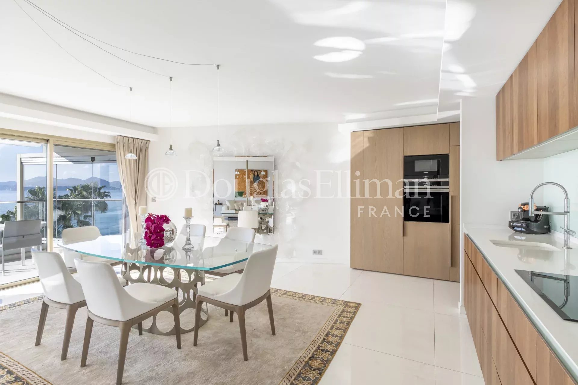CANNES CROISETTE – Appartement d’exception boulevard de la Croisette - Image nᵒ3