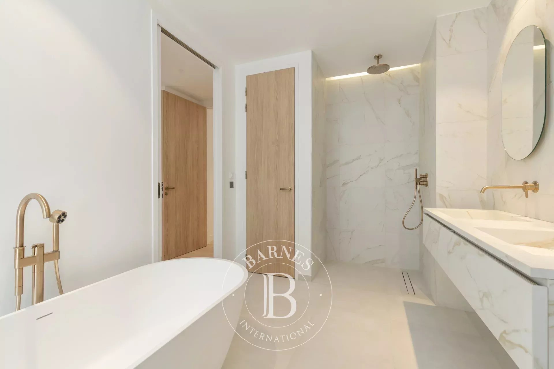 Daire Paris 8ème - picture 9