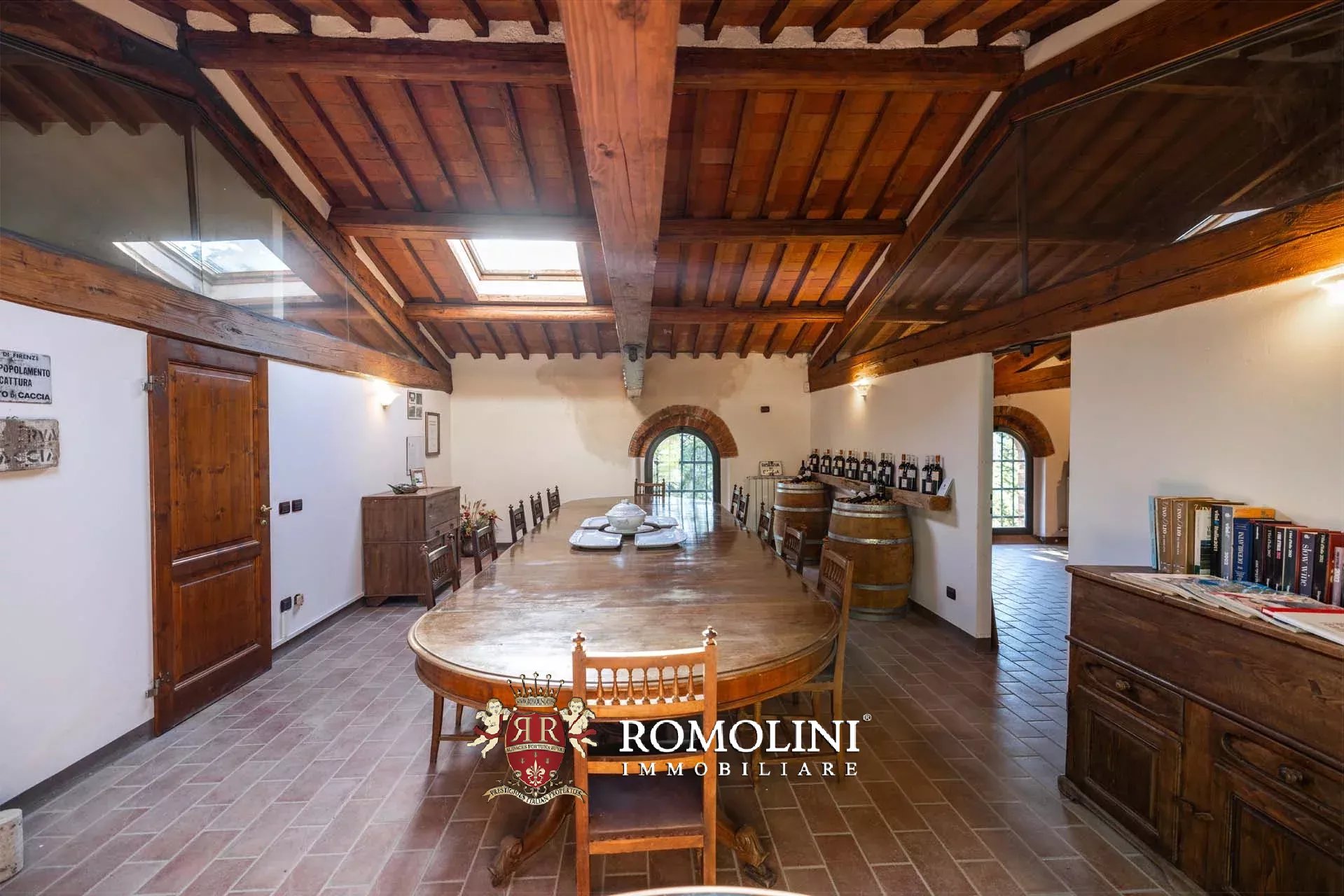 14 Bedroom Vineyard's Image 47