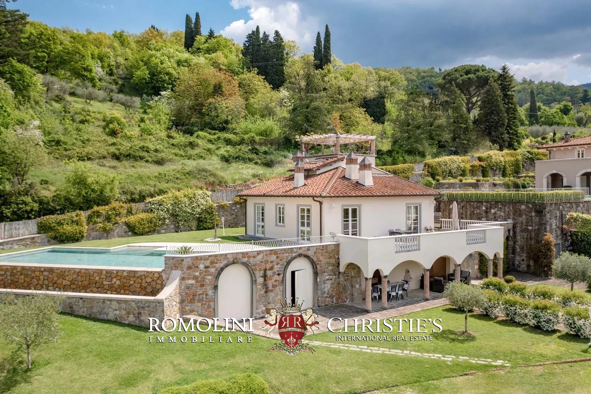 10 Bedroom Villa/Townhouse's Image 137