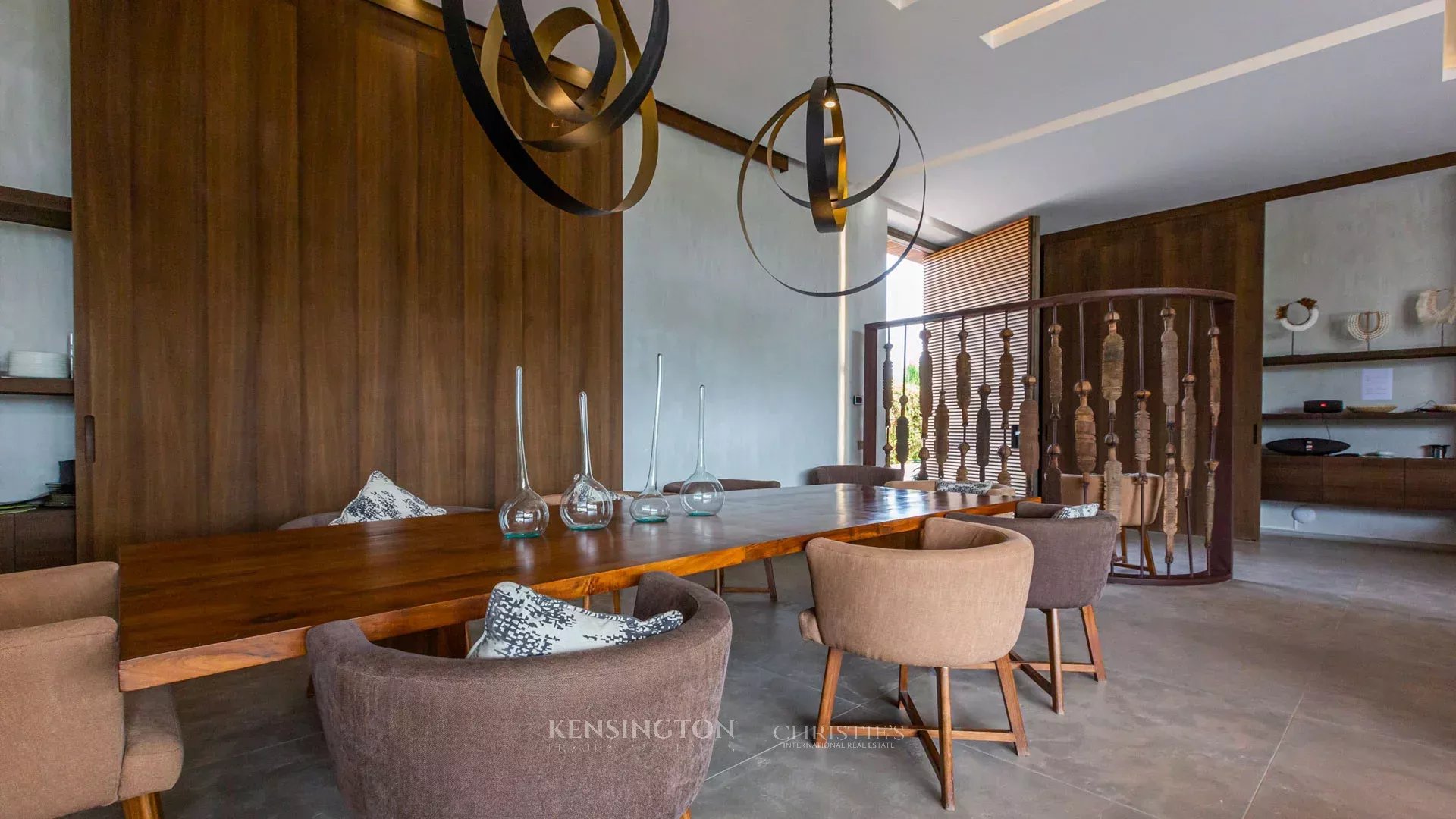 6 Bedroom Villa/Townhouse's Image 26