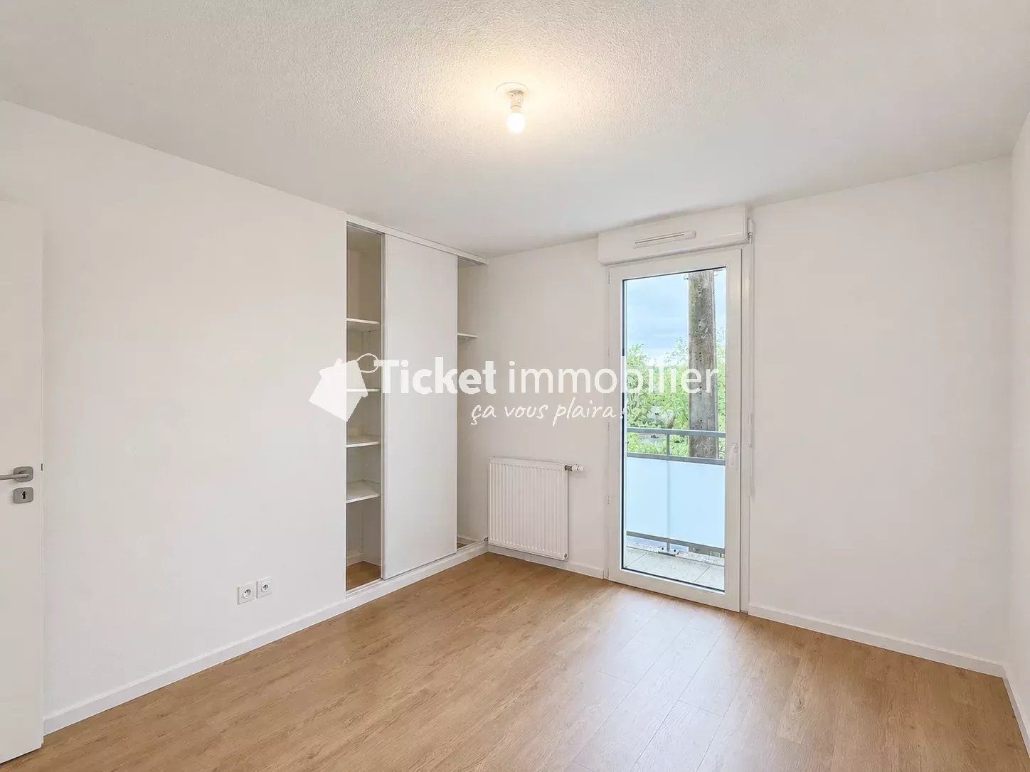 T2 TOURNEFEUILLE AVEC BALCON ET PLACE DE PARKING — photo 4