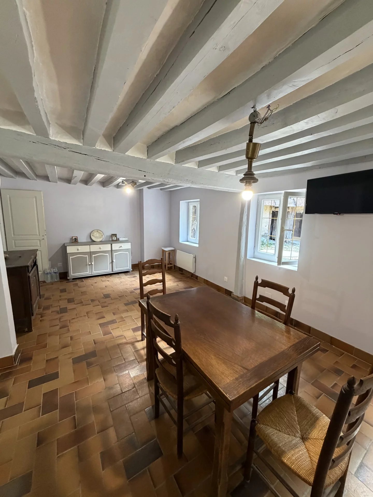 À 1H DE PARIS - MAISON DE CHARME - ANCIEN MOULIN - 165 M² + COMB - Image Array