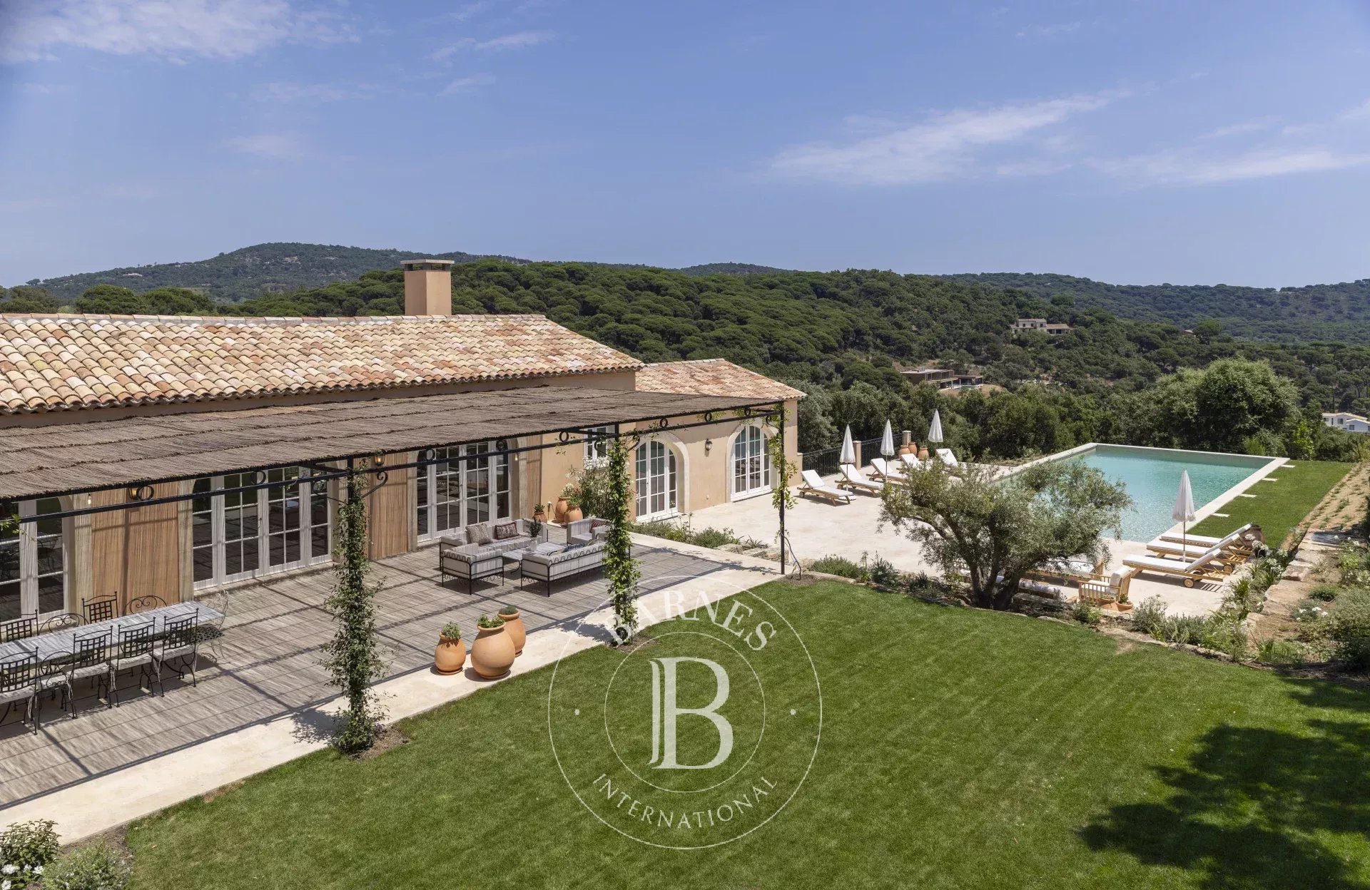 Maison La Croix-Valmer  -  ref 86190387 (picture 1)
