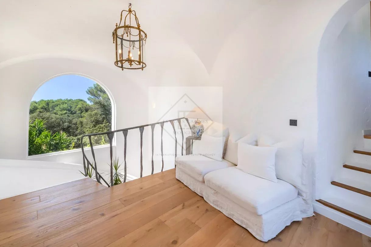 Villa d’exception à louer à l’année — photo 36