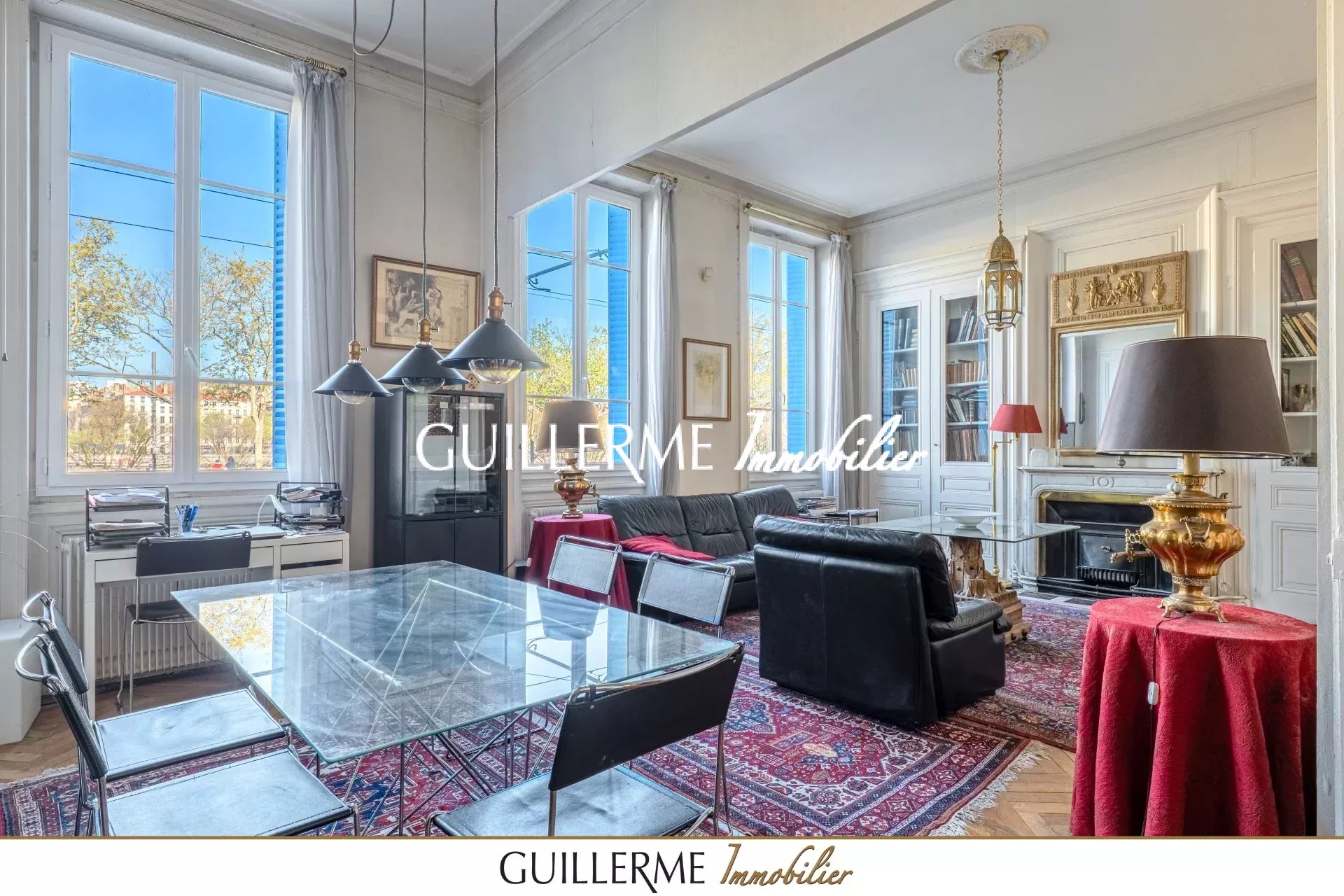 Agence immobilière de 