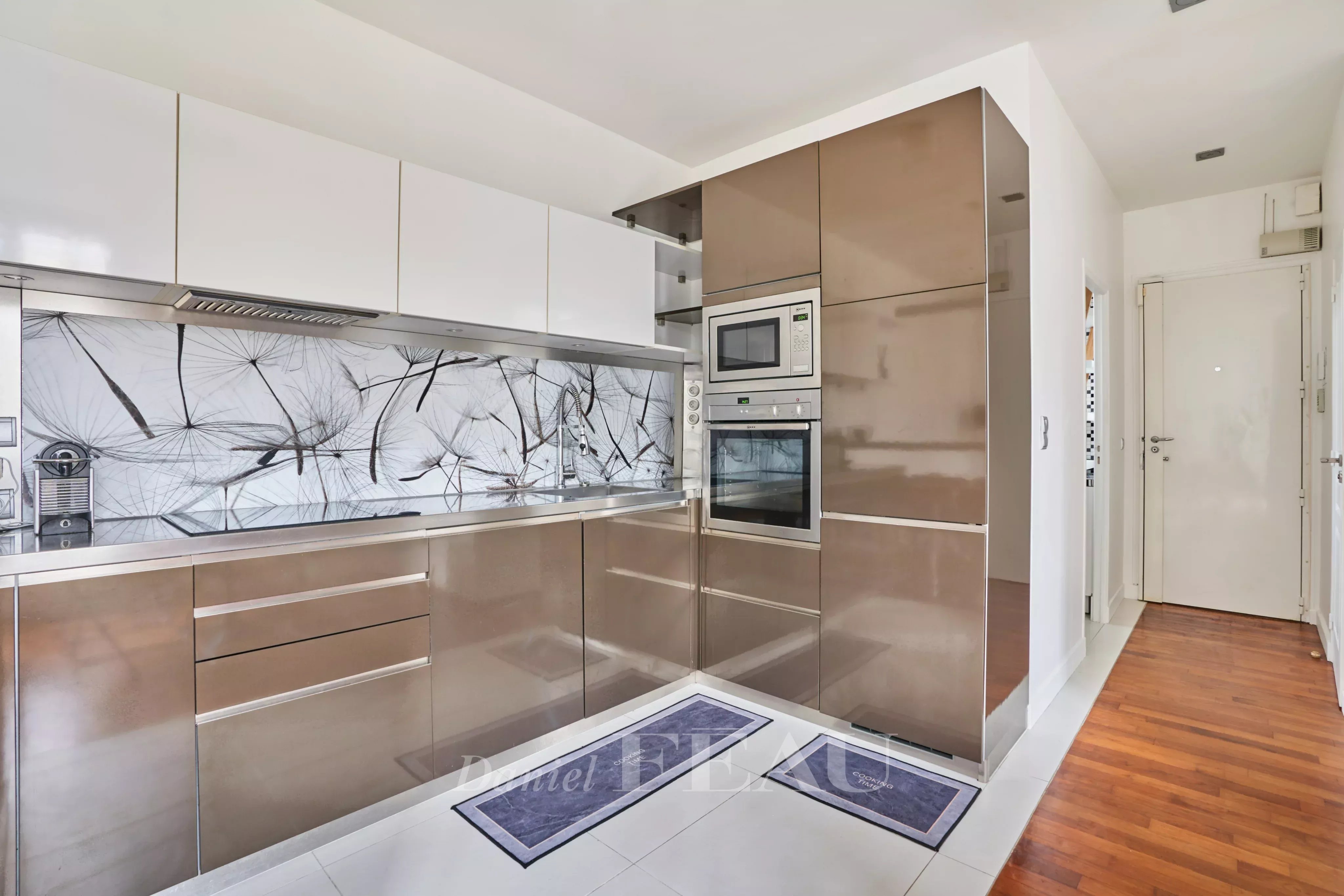 Sale Apartment Paris 16th