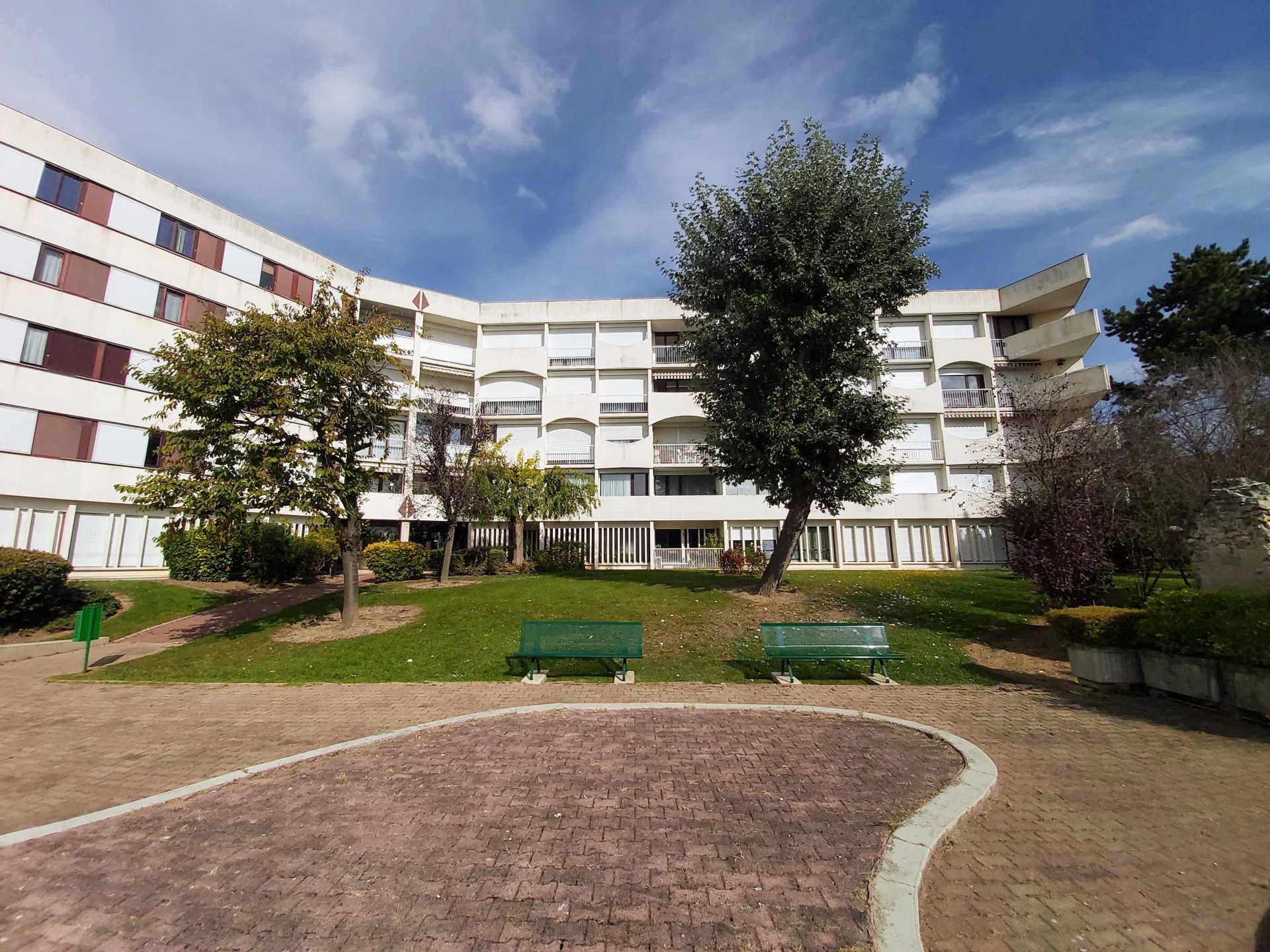 CHELLES APPARTEMENT 5 PIÈCES