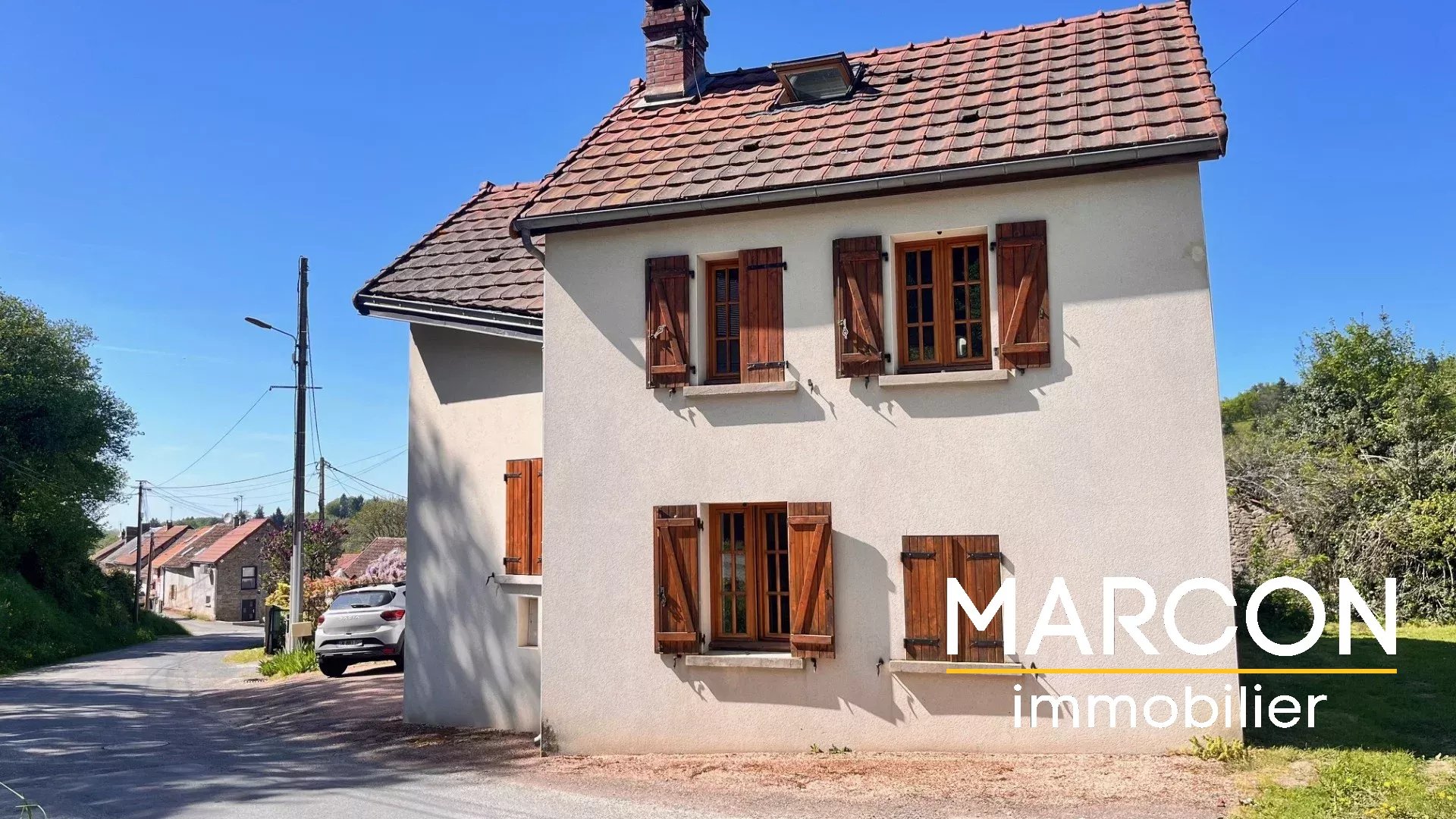 Maison F5 à louer  -  LA BRIONNE