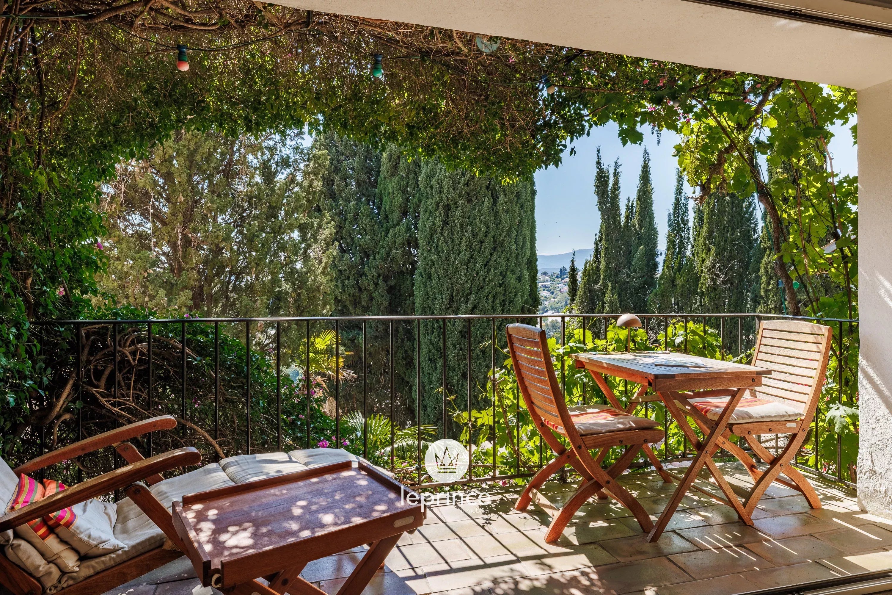 Haut de Cagnes - Historic House - Sea View - Provençal Charm