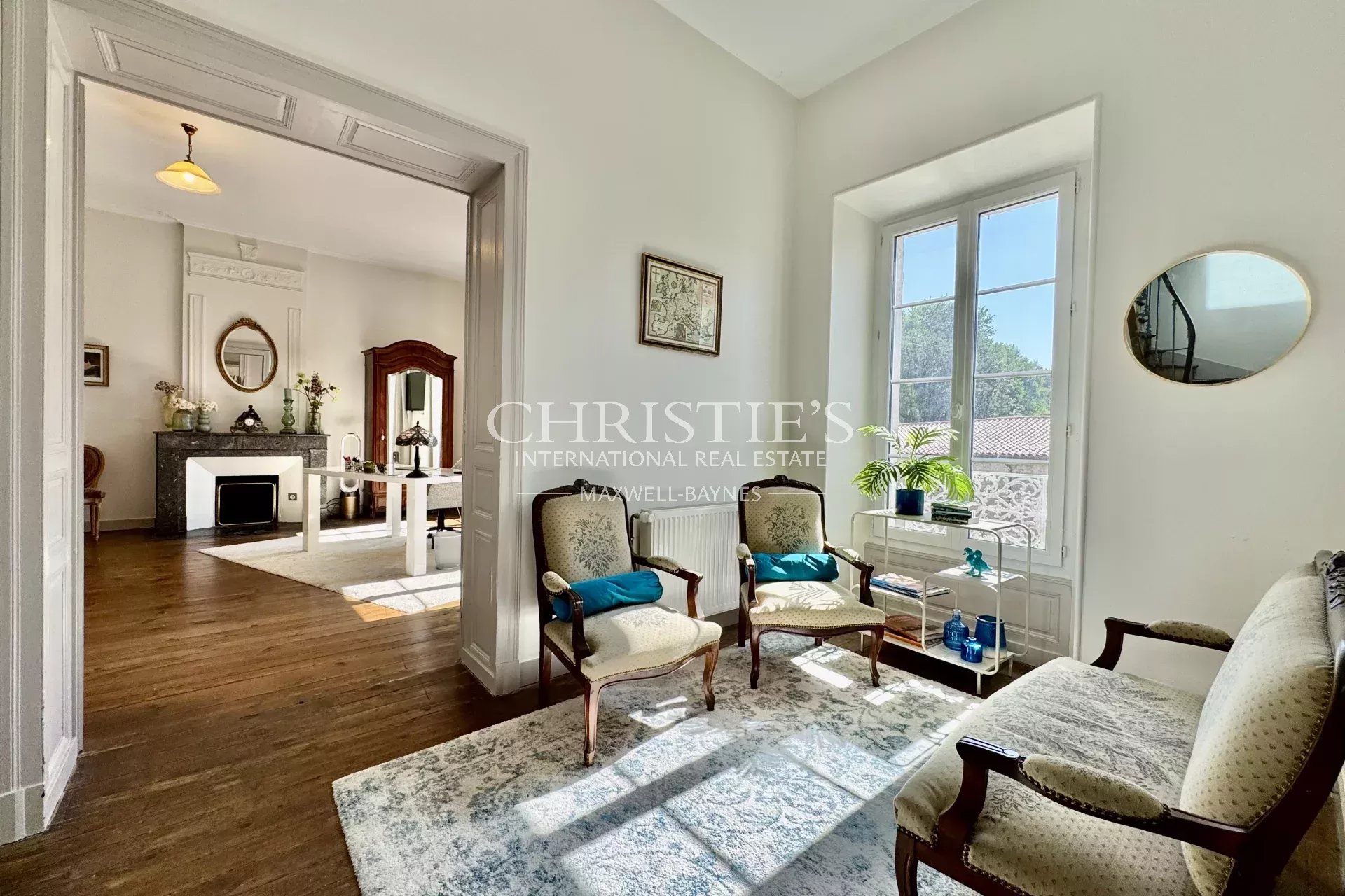 7 Bedroom Villa/Townhouse's Image 17