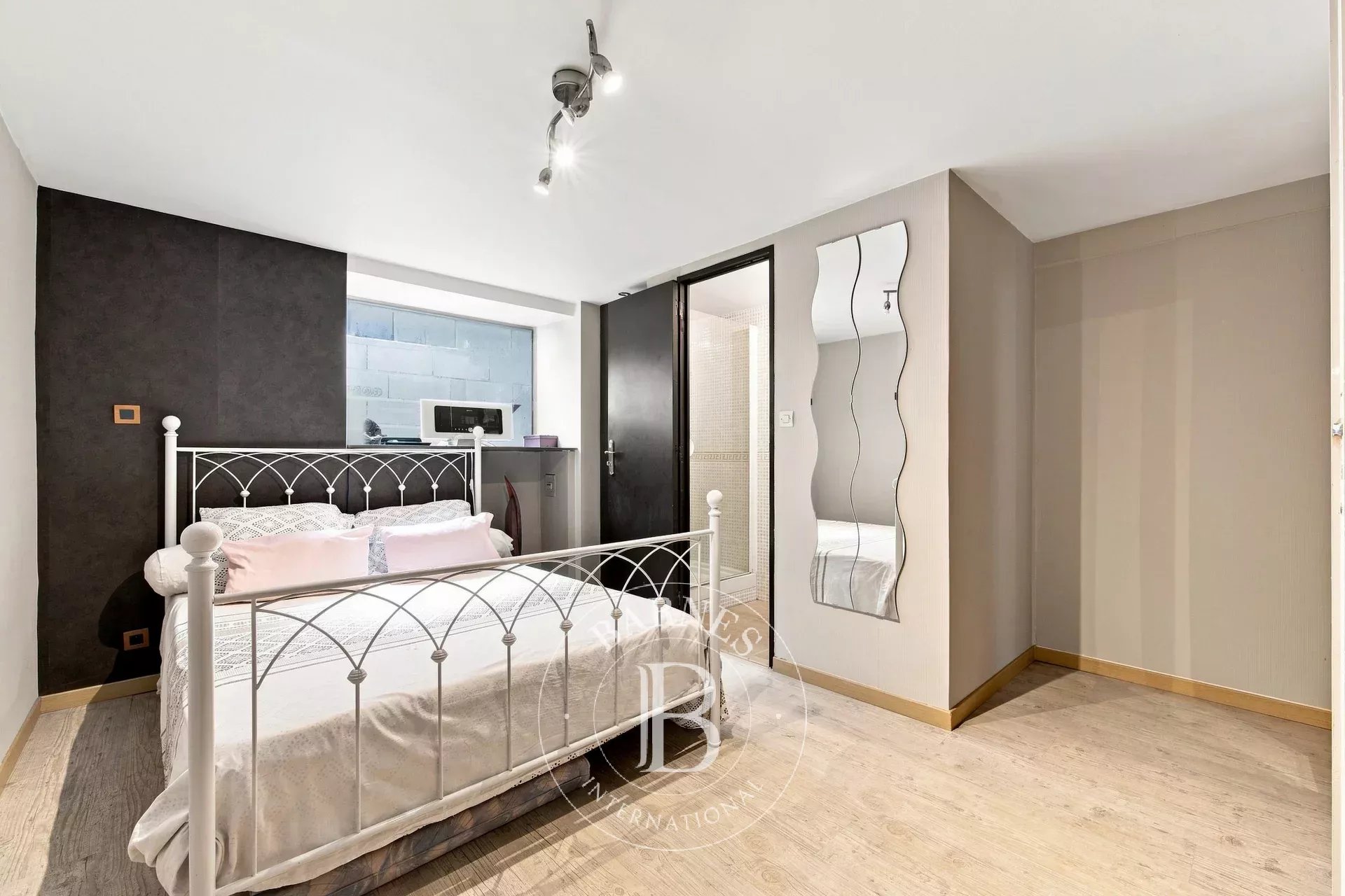 Nogent-sur-Marne  - Appartement 8 Pi&egrave;ces 4 Chambres - picture 16