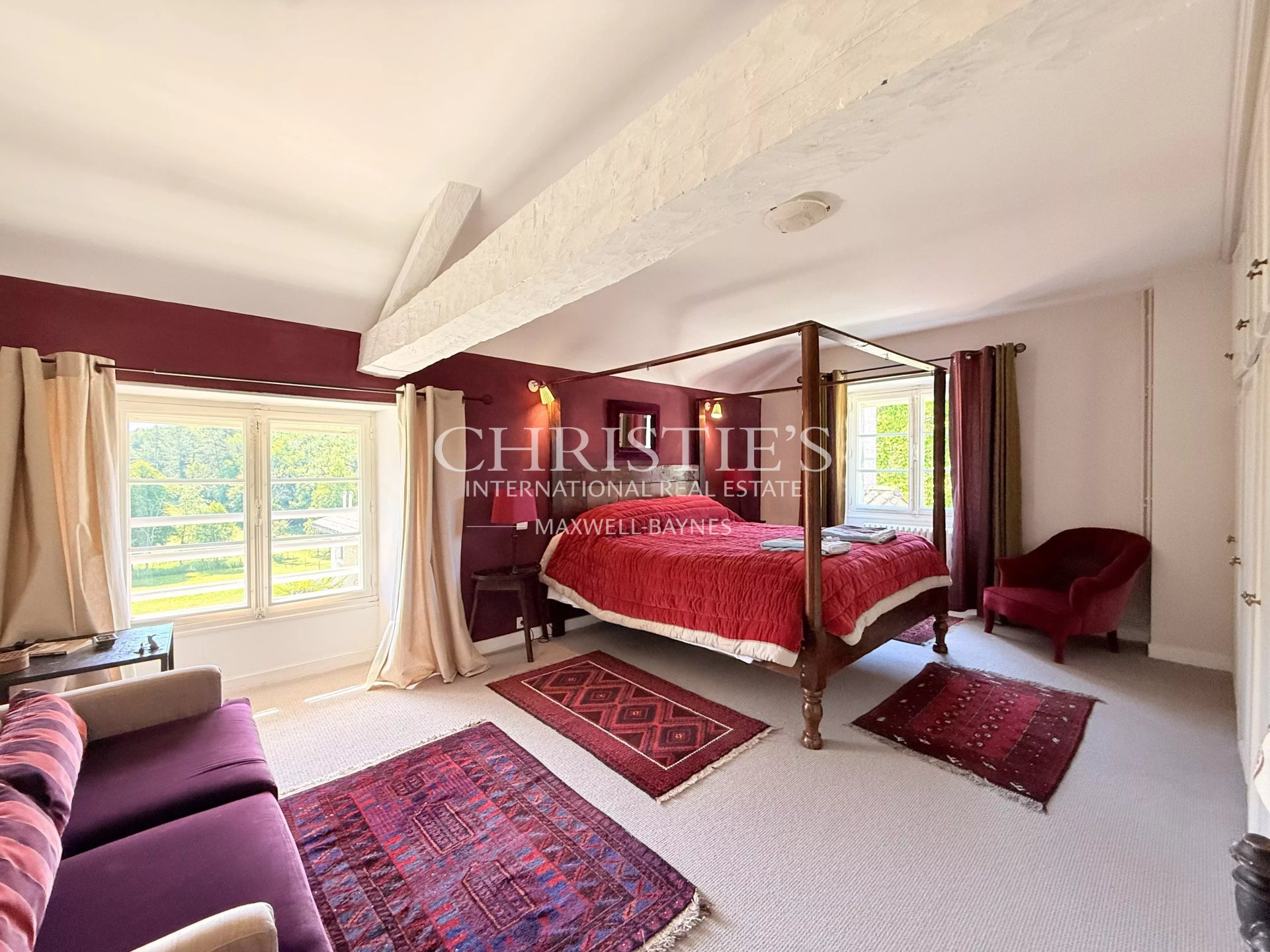 9 Bedroom Villa/Townhouse's Image 14