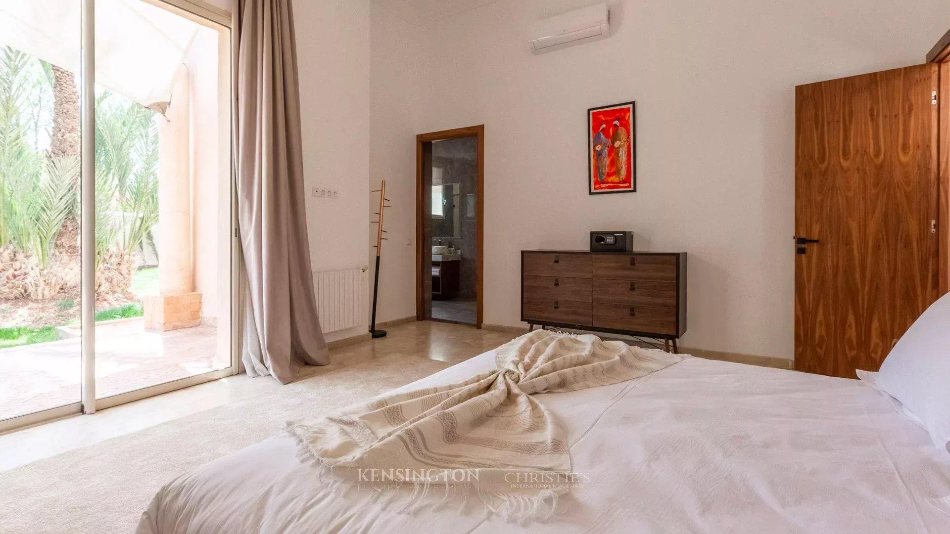5 Bedroom Villa/Townhouse's Image 20