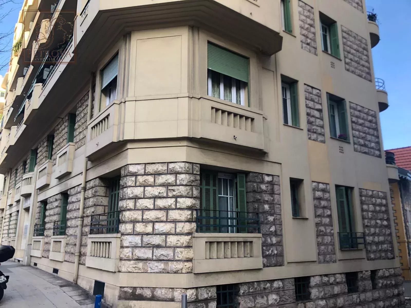 Agence immobilière de 