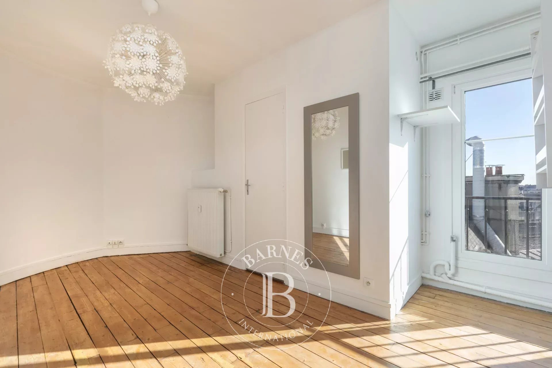 Apartment Paris 75008  -  ref 87049022 (picture 2)