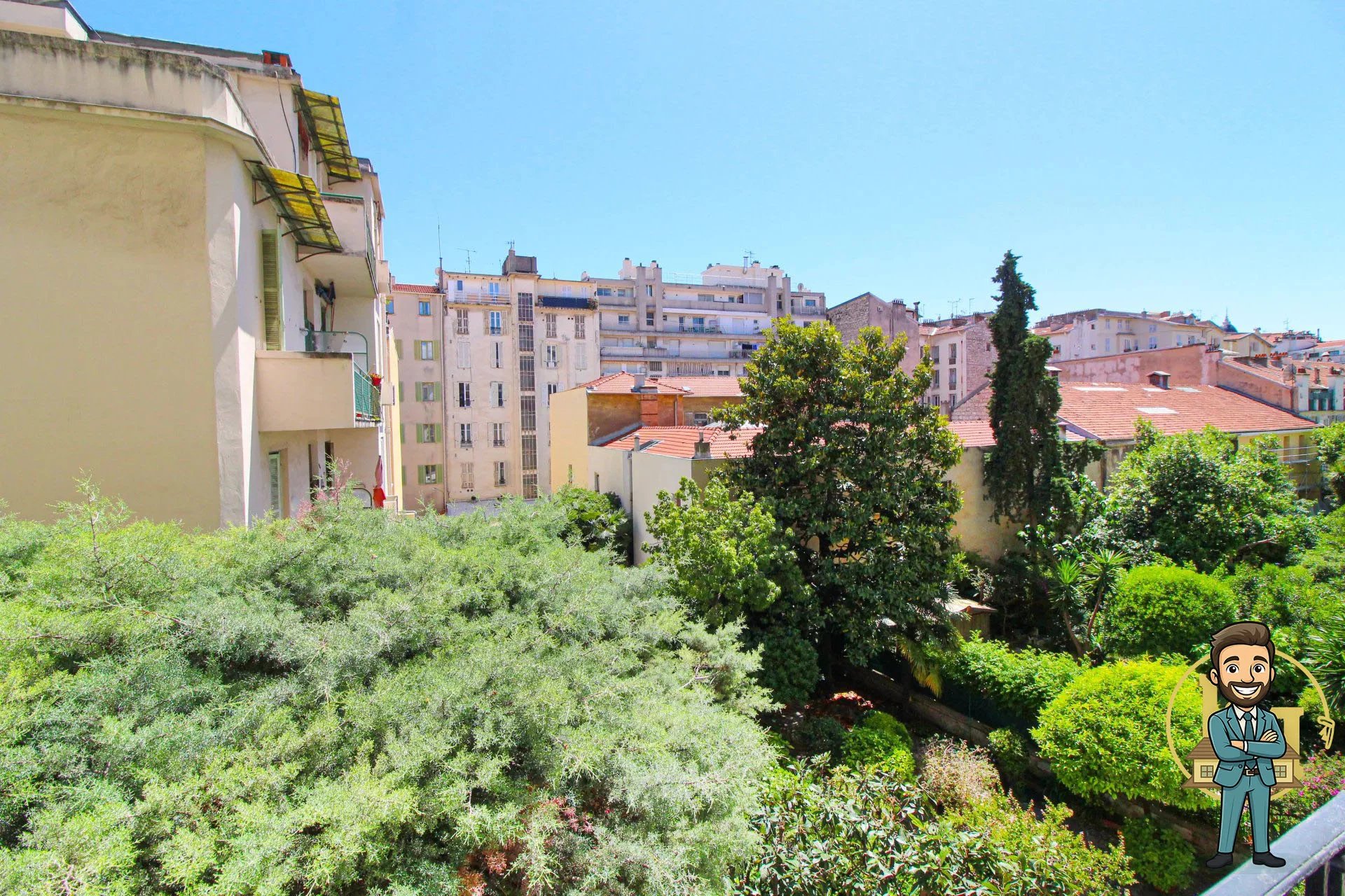 SOUS COMPROMIS VENTE --- CARRE D'OR - Marechal Joffre - Magnifique Immeuble - 3/4P 108 m² - Vues dégagée - A rénover - 649.000 €
