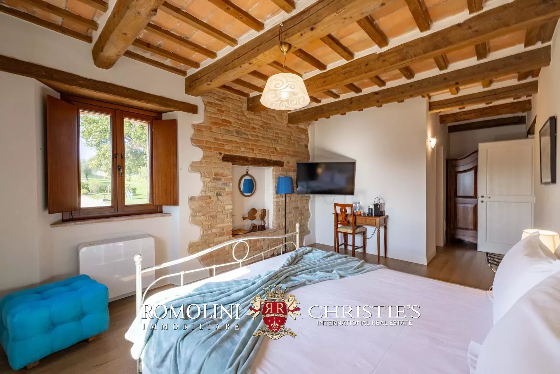 9 Bedroom Villa/Townhouse's Image 50
