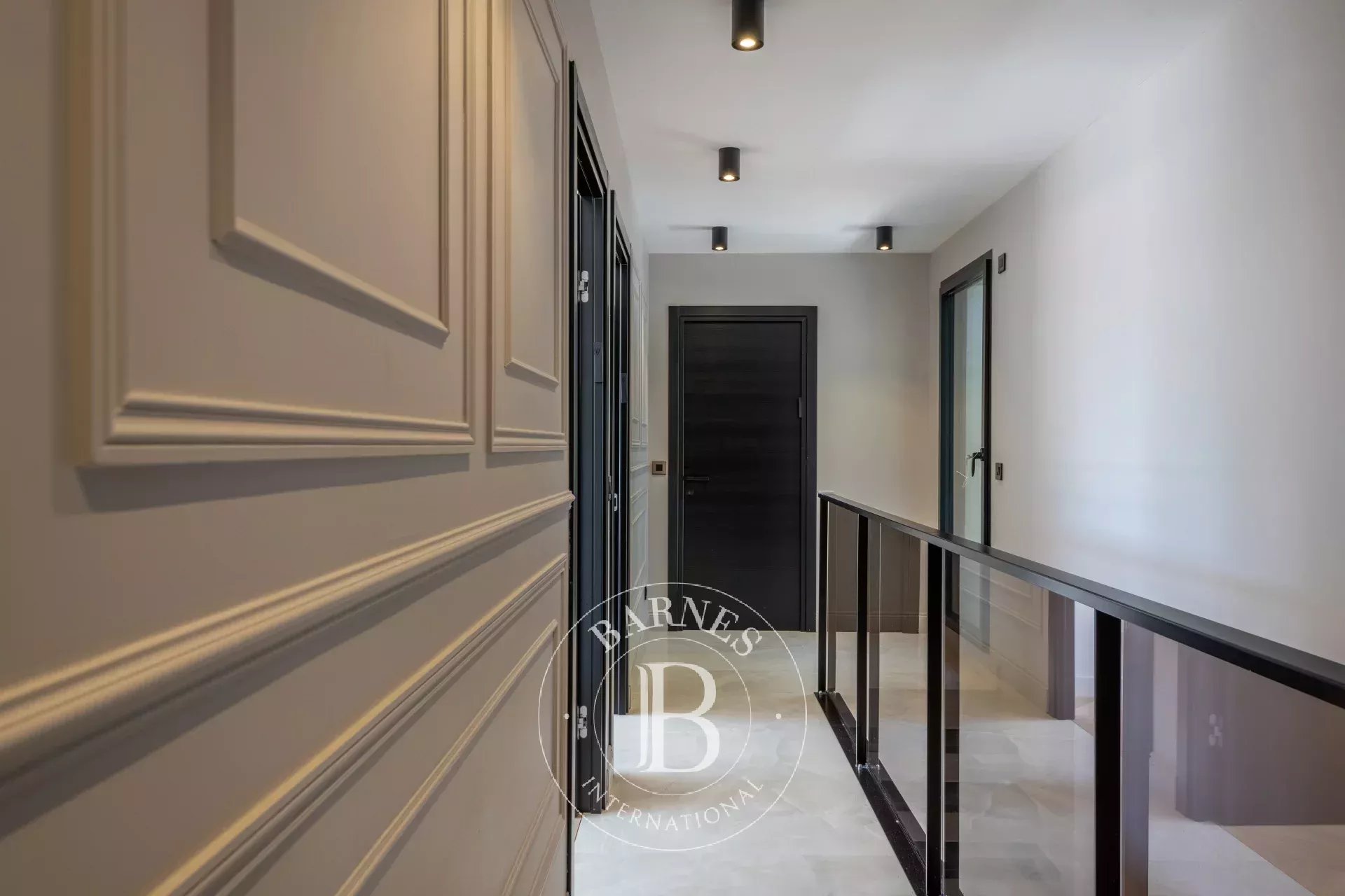 Ev Écully - picture 14