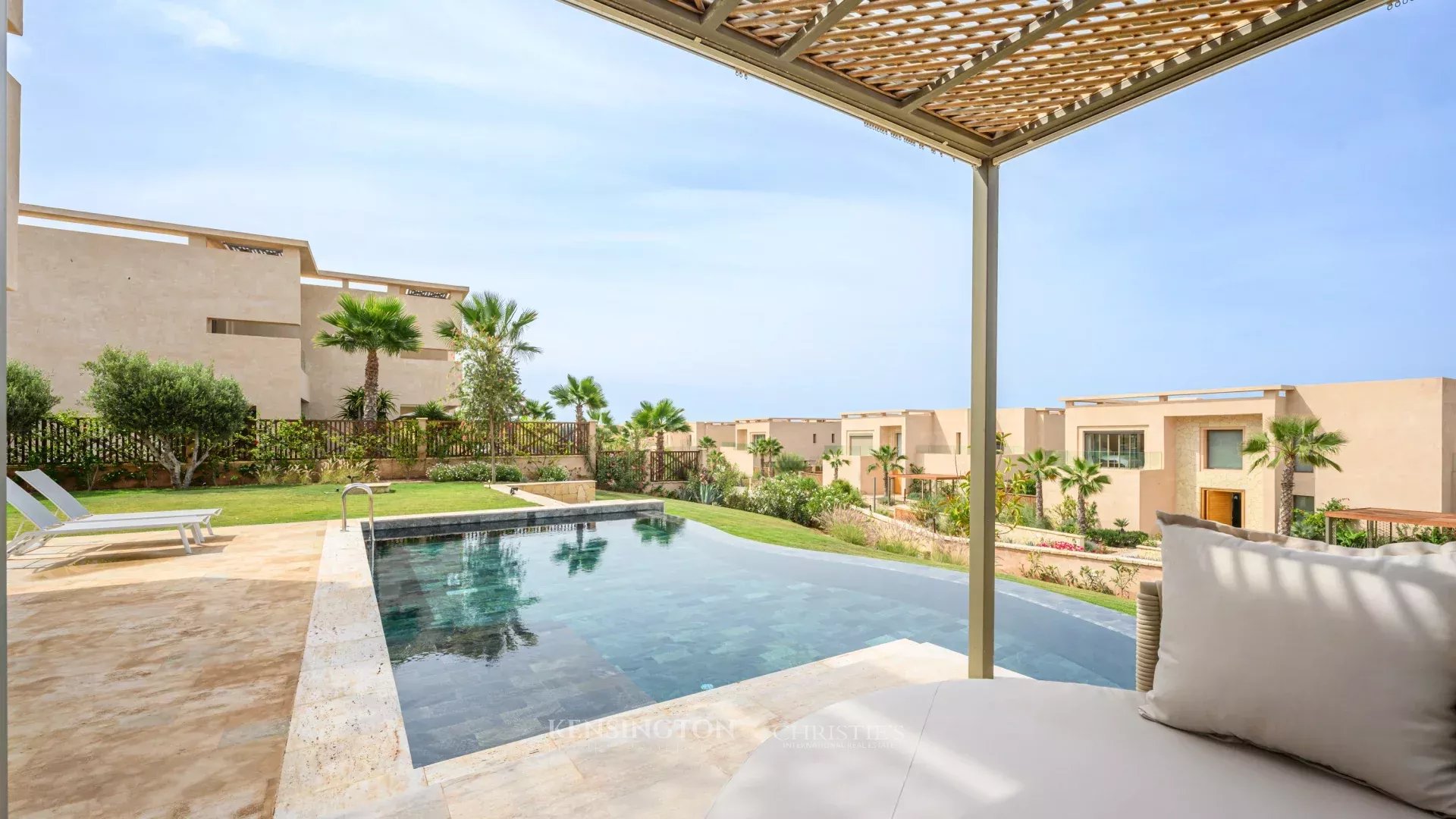 3 Bedroom Villa/Townhouse's Image 4