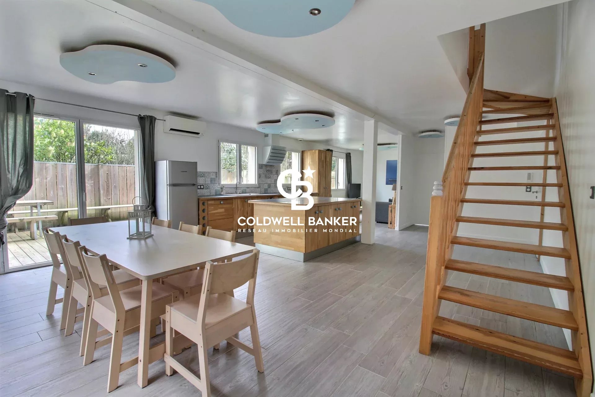 Agence immobilière de Silver Coast Int. Realty