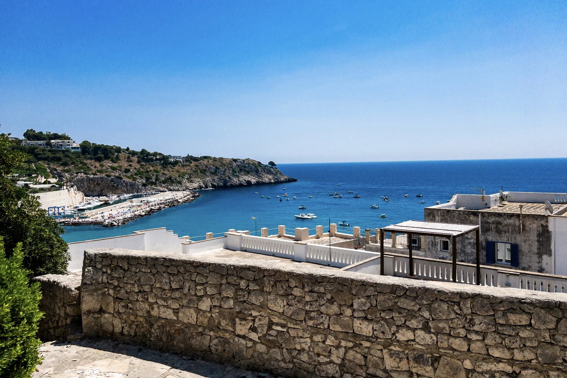 VILLA FRONTE MARE IN VENDITA A CASTRO MARINA, PUGLIA