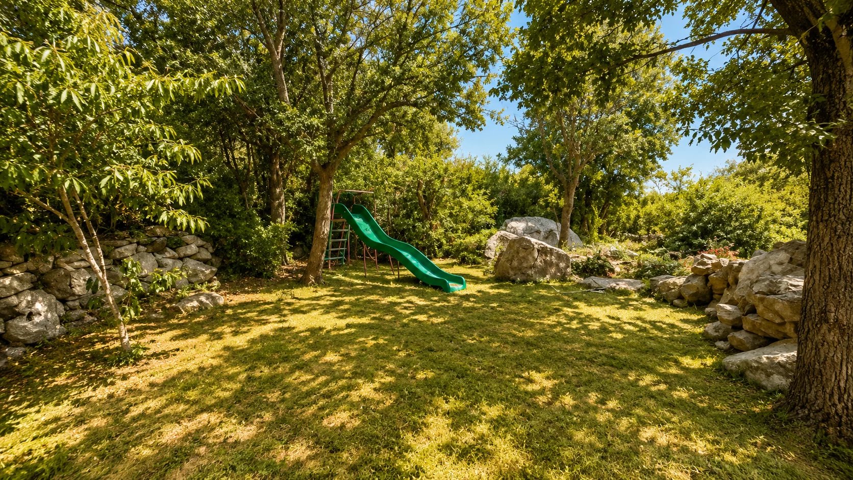 LA TURBIE: Villa | 4 chambres | Grand terrain | Piscine | Vue mer