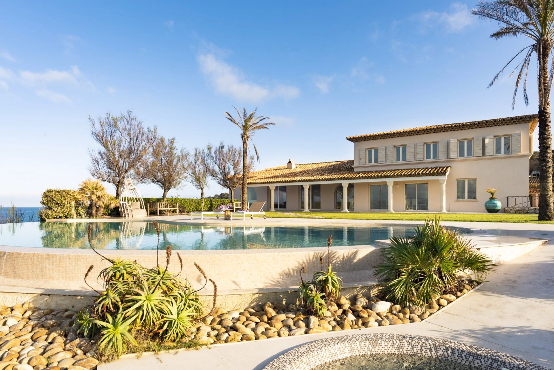 Exclusive seaside retreat in Parcs de Saint-Tropez