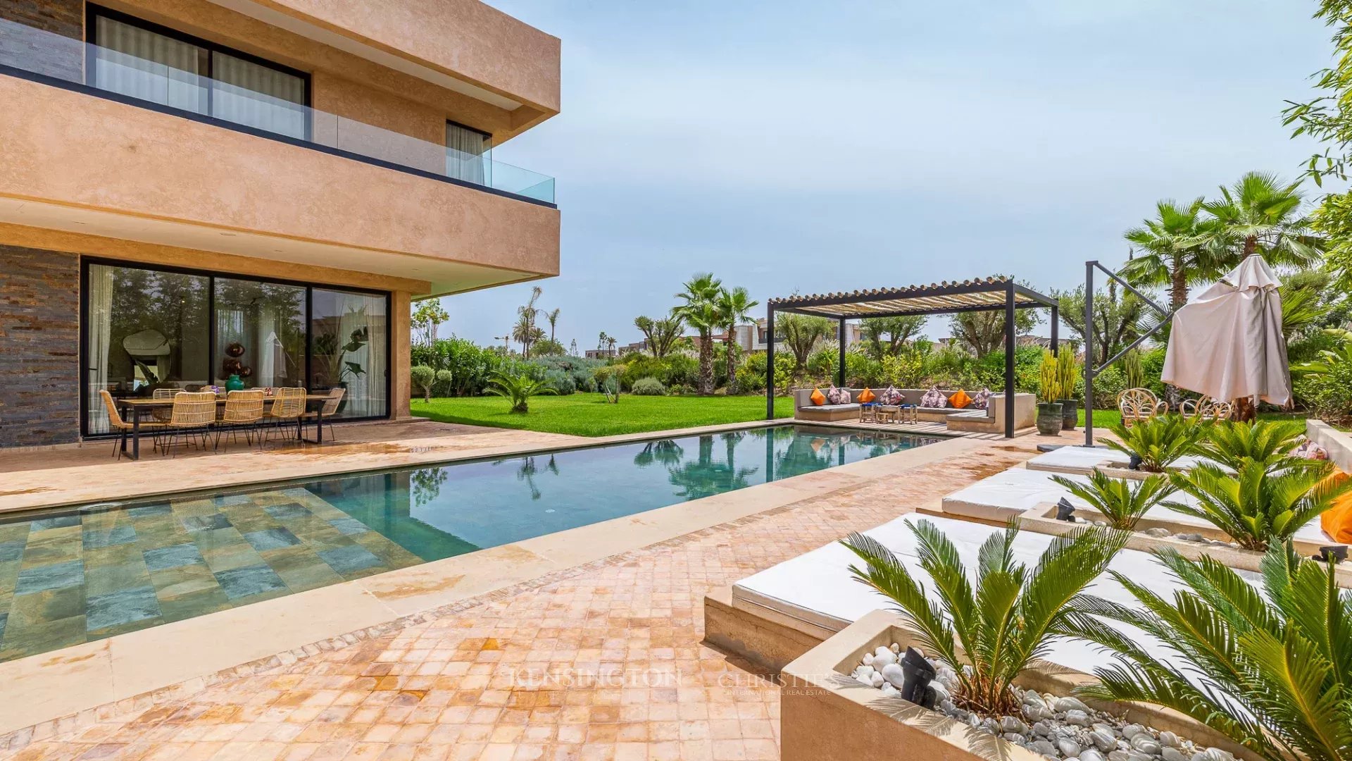 5 Bedroom Villa/Townhouse's Image 6