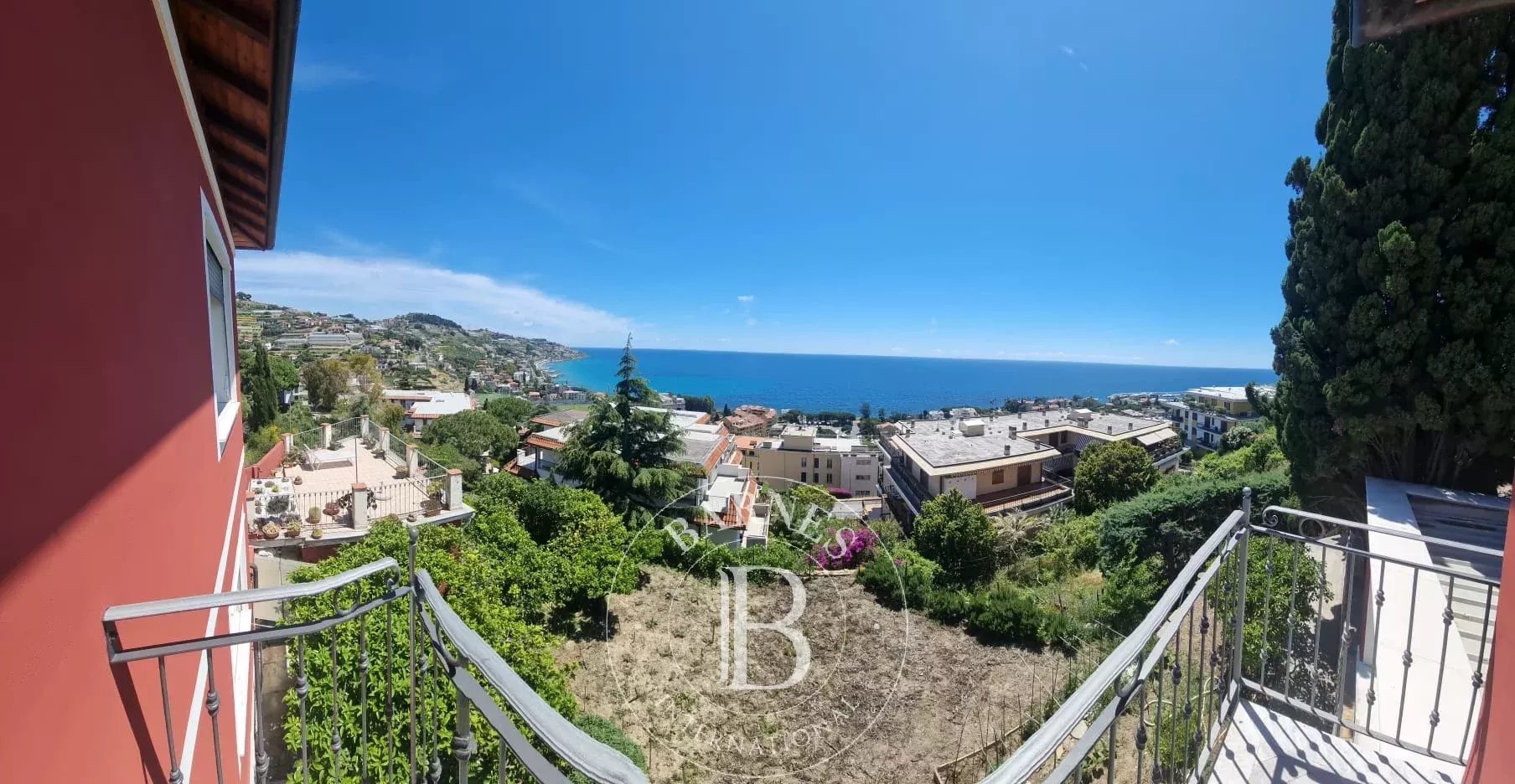 Villa Sanremo - picture 11