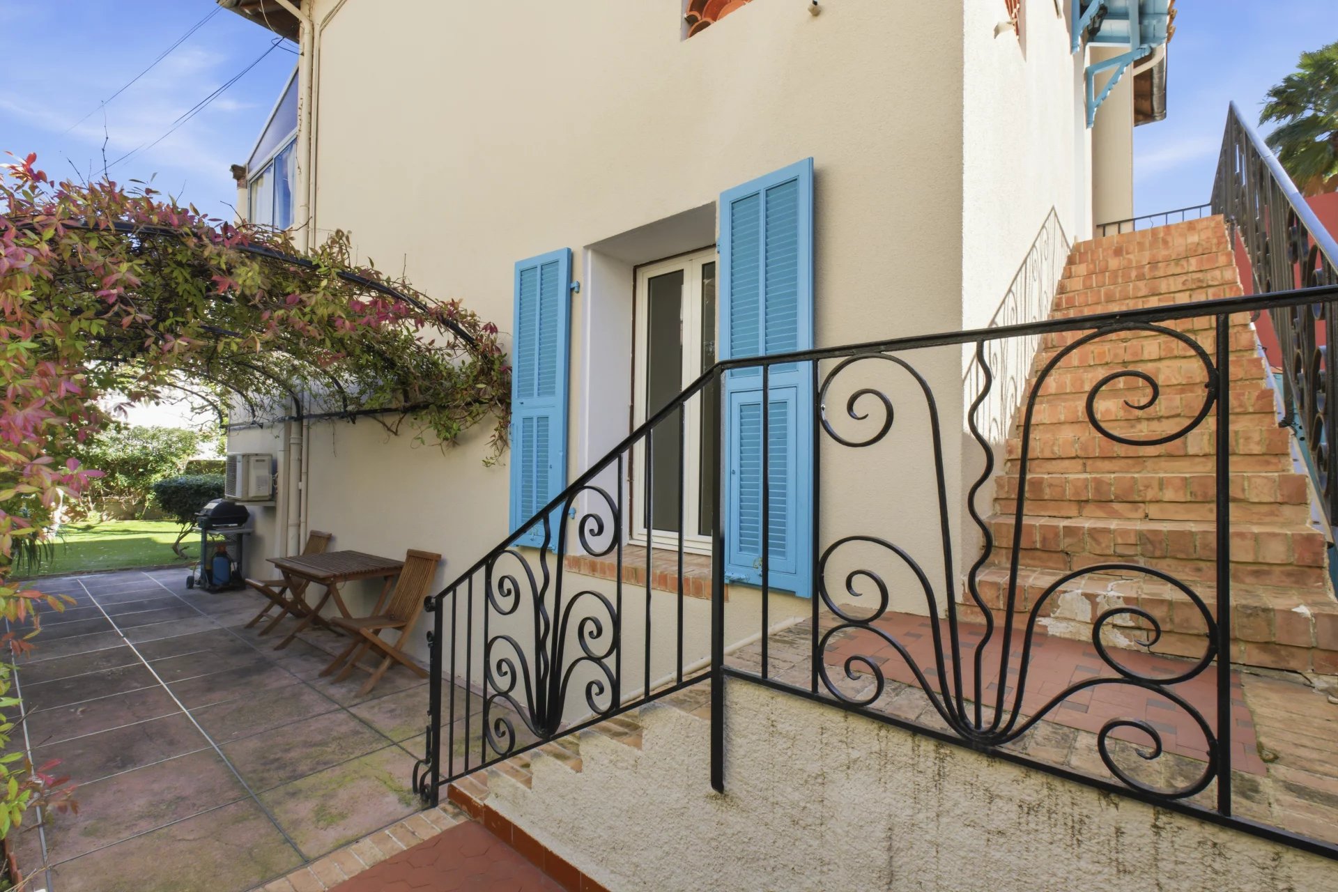 Saint-Jean-Cap-Ferrat – Maison de village avec potentiel