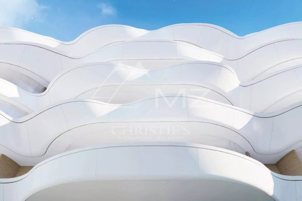 Luxury Family Apartment for Sale in Cannes | Le 33 Croisette — photo 1