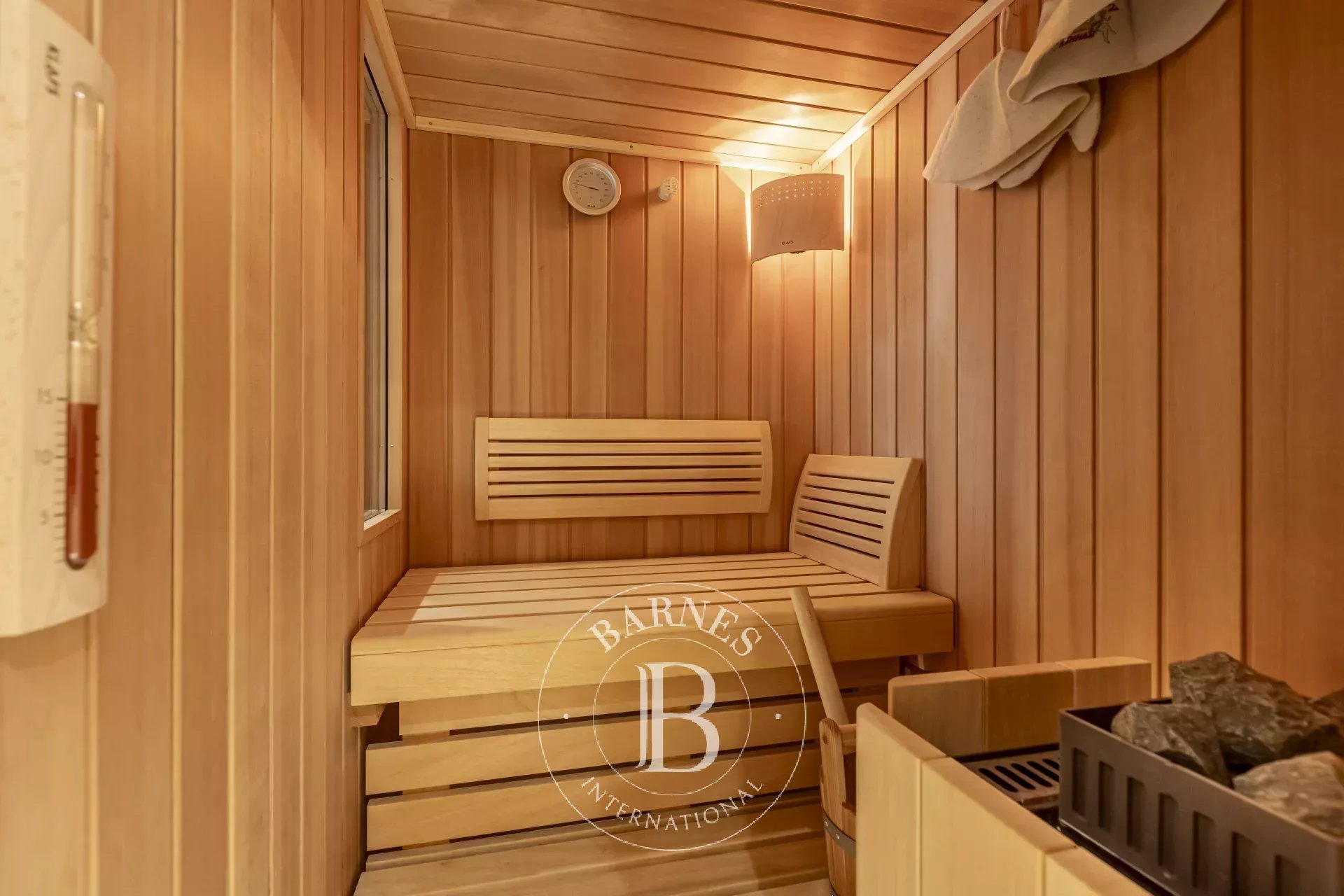 Daire Paris 8ème - picture 13