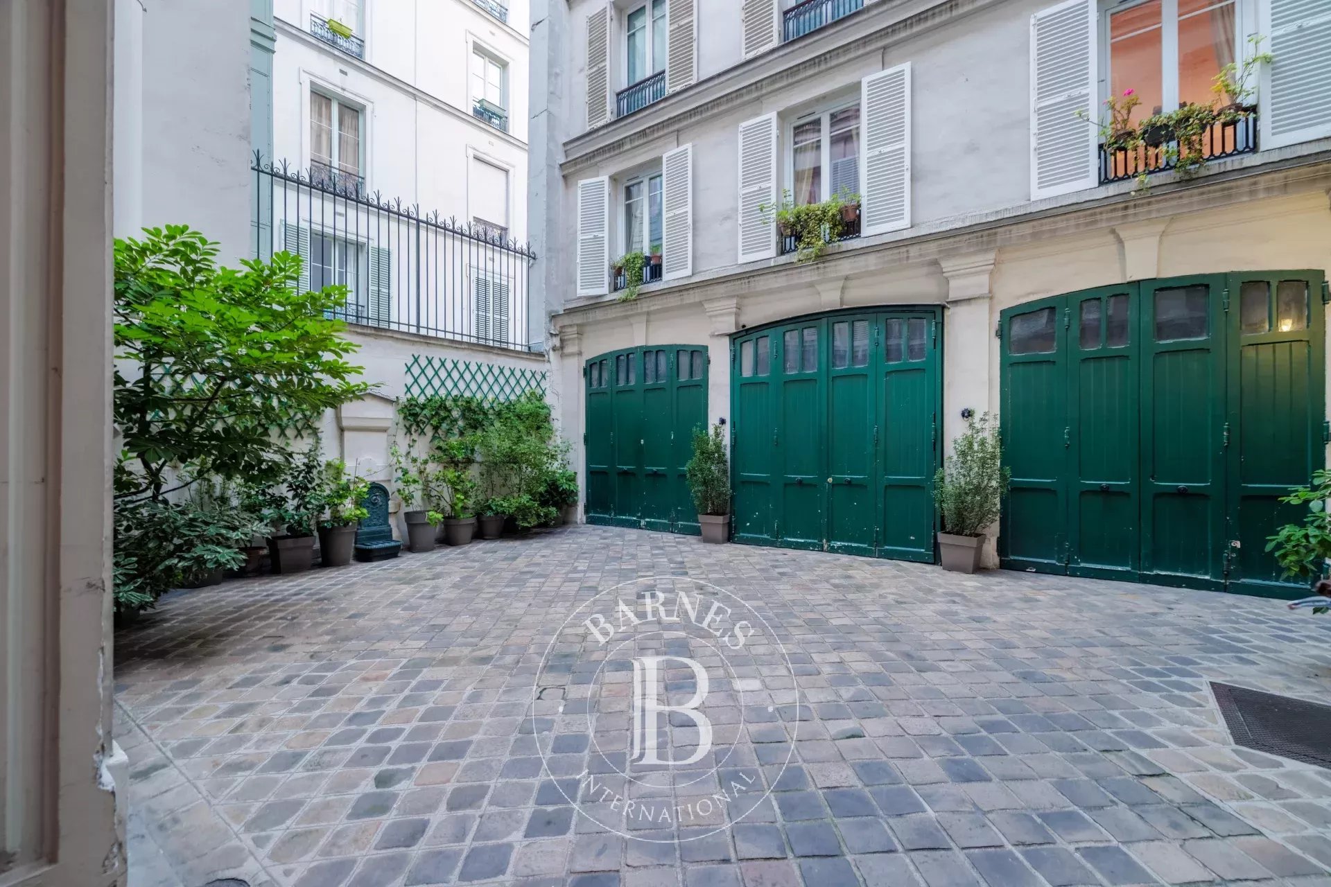 Daire Paris 8ème - picture 13