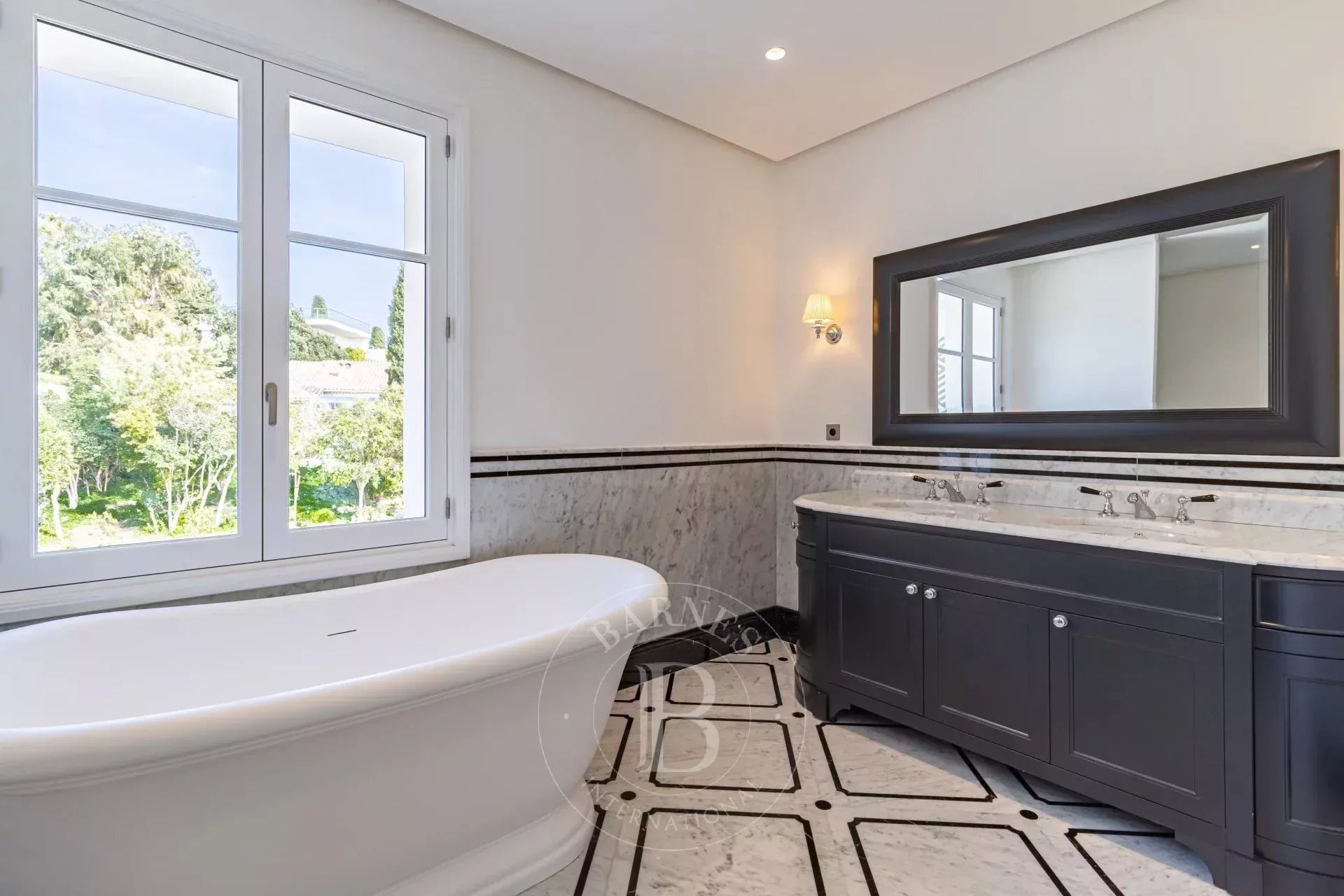 Villa Cannes - picture 9