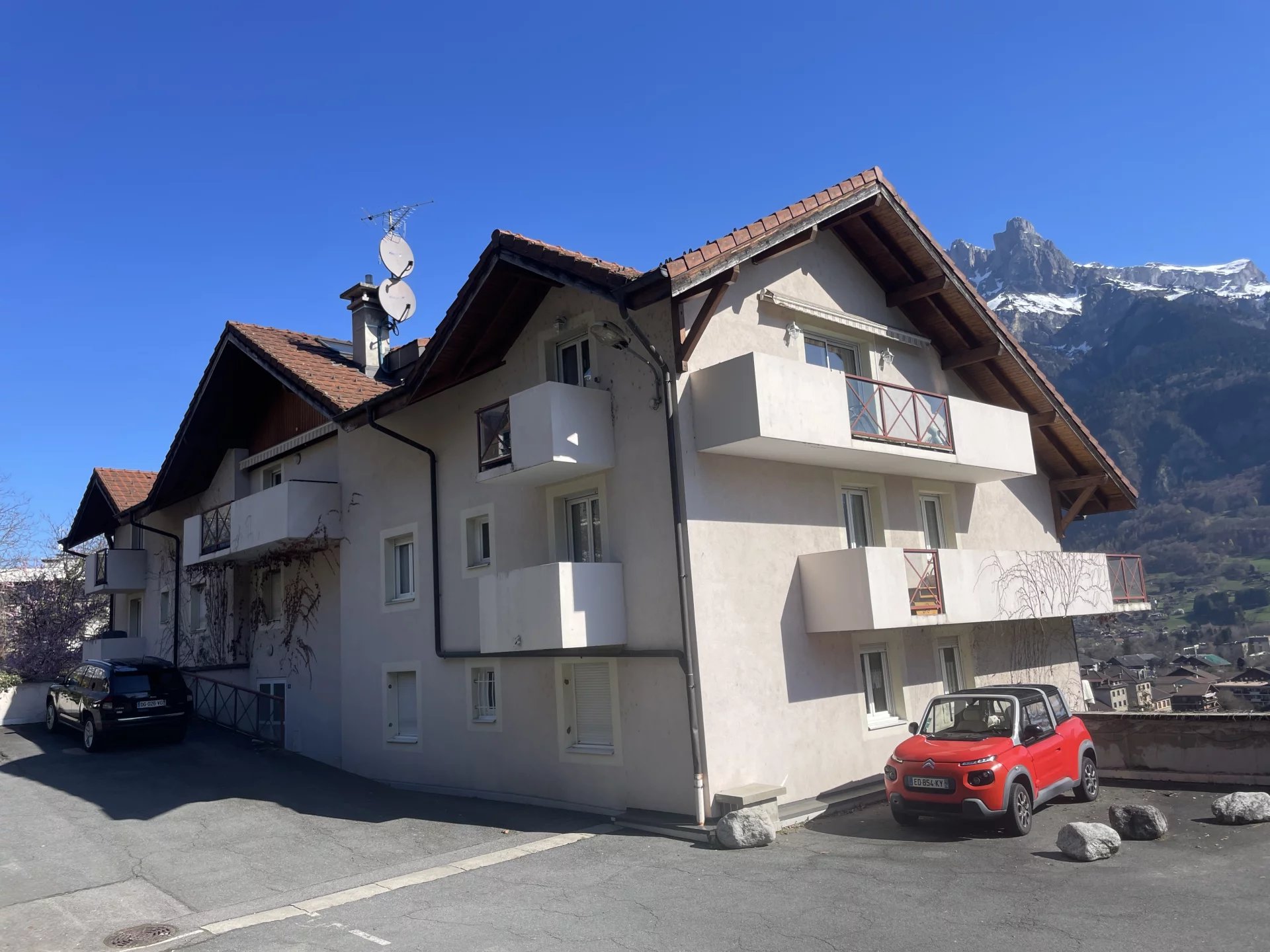 Agence immobilière de 