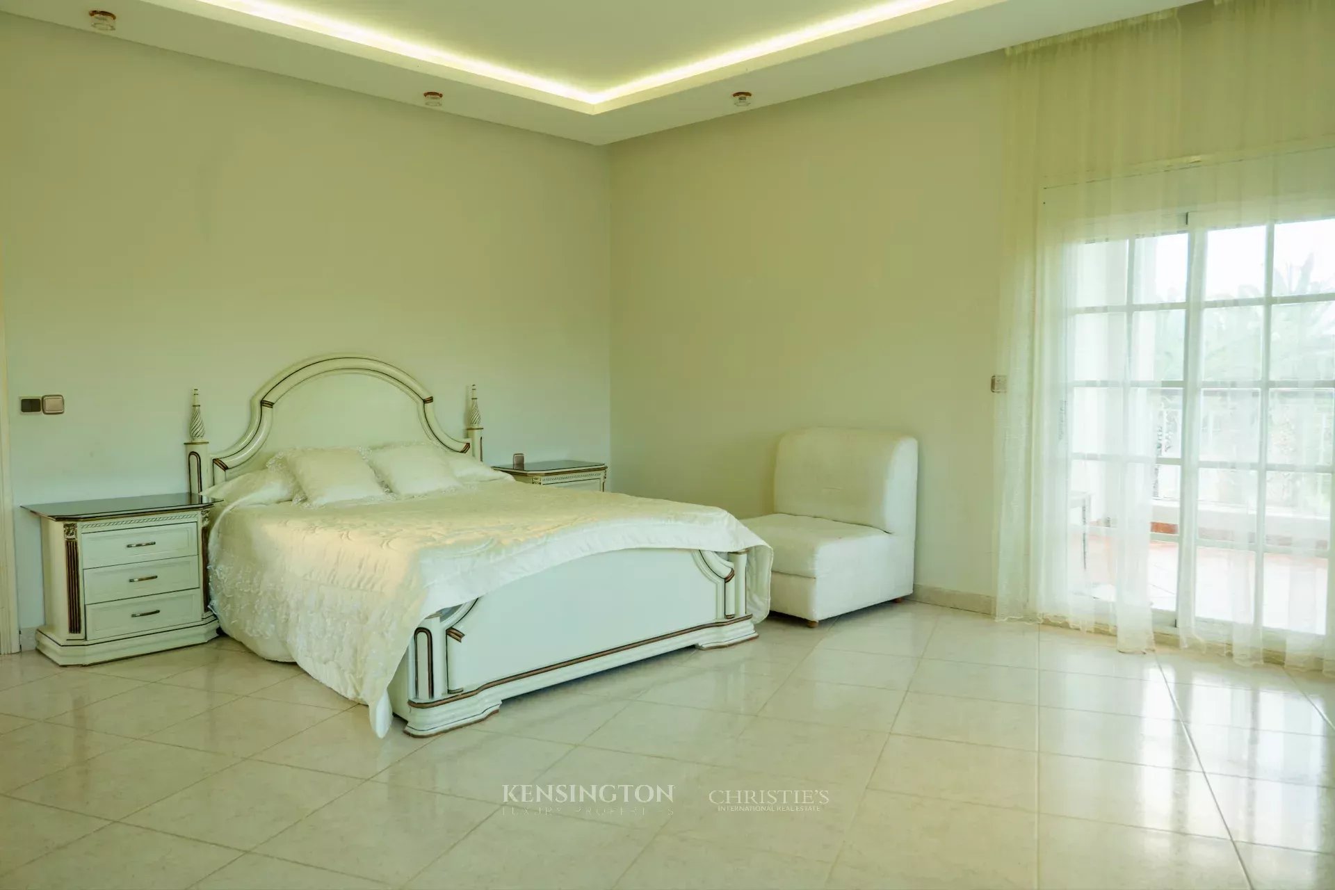 5 Bedroom Villa/Townhouse's Image 11