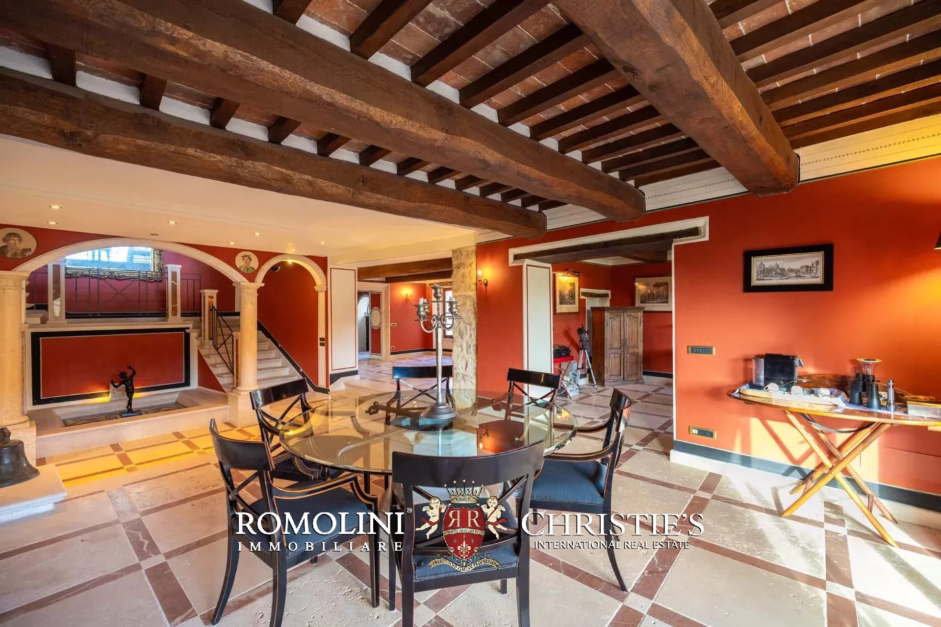10 Bedroom Villa/Townhouse's Image 61