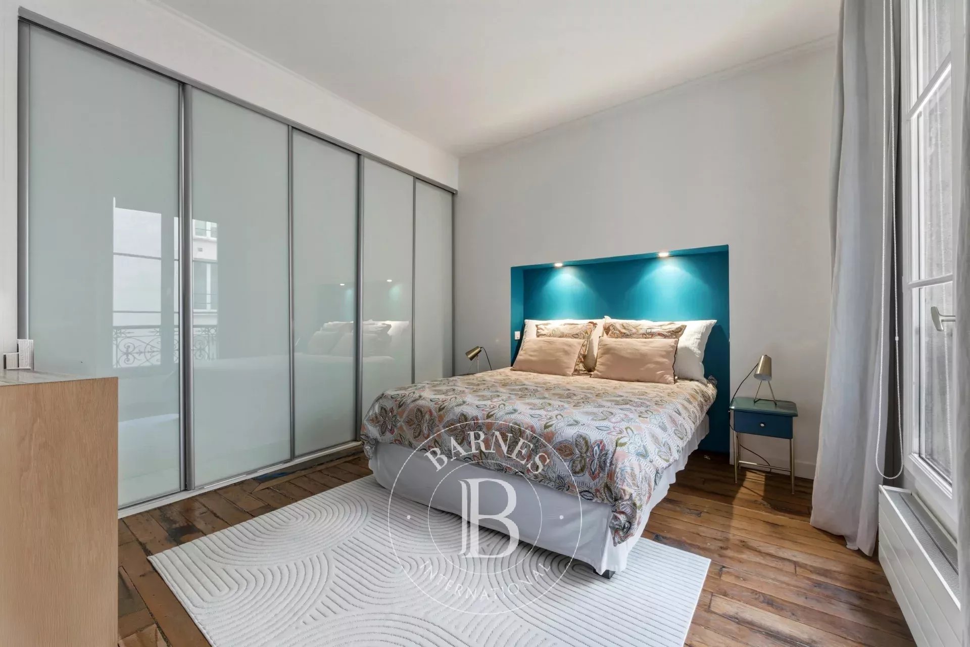 Paris  - Apartment 2 Bedrooms - picture 12