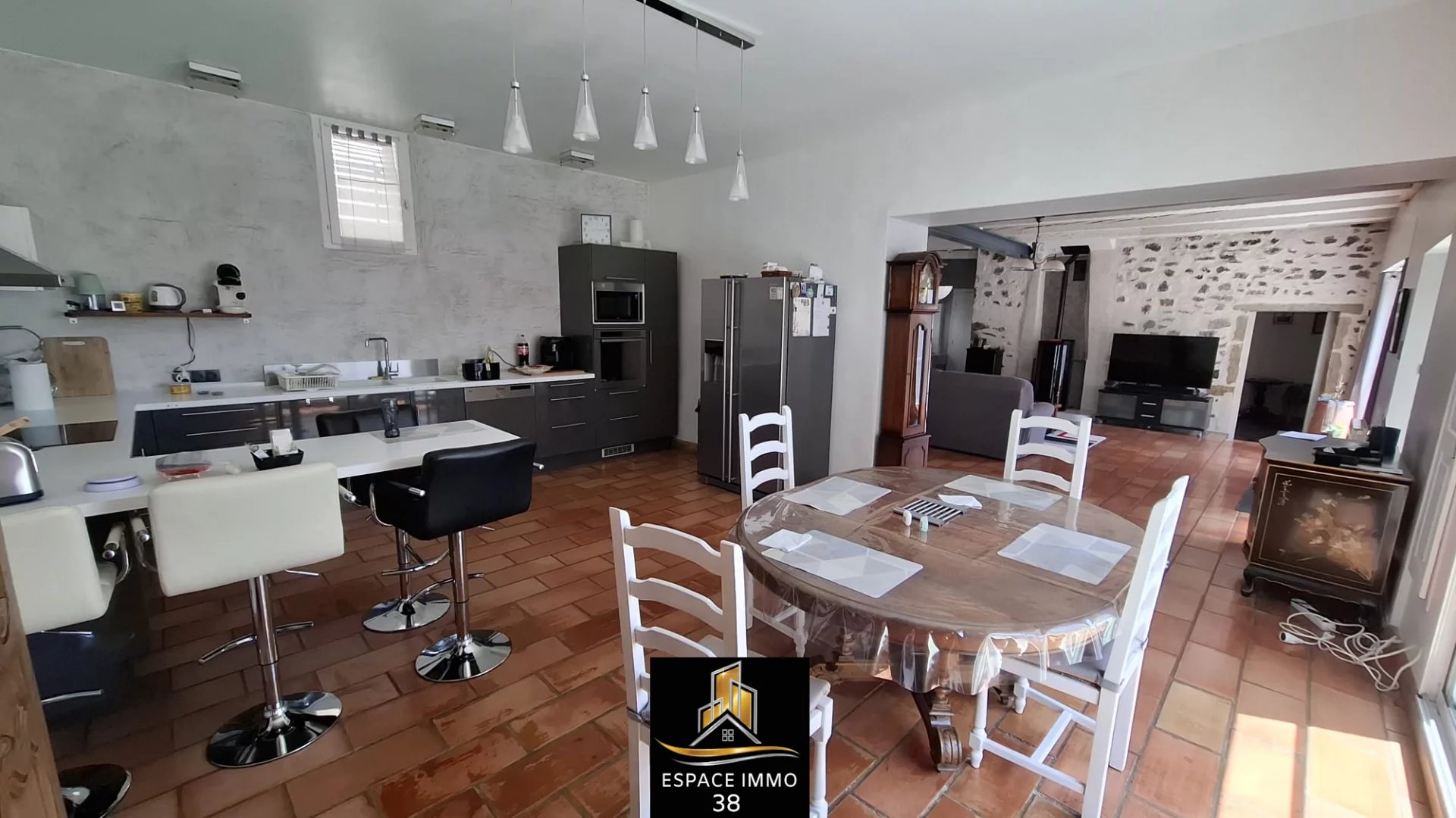 Maison de caractère en pierre de taille