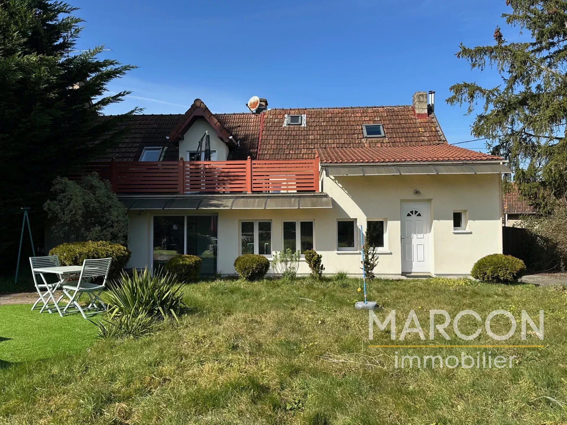 Agence immobilière de 