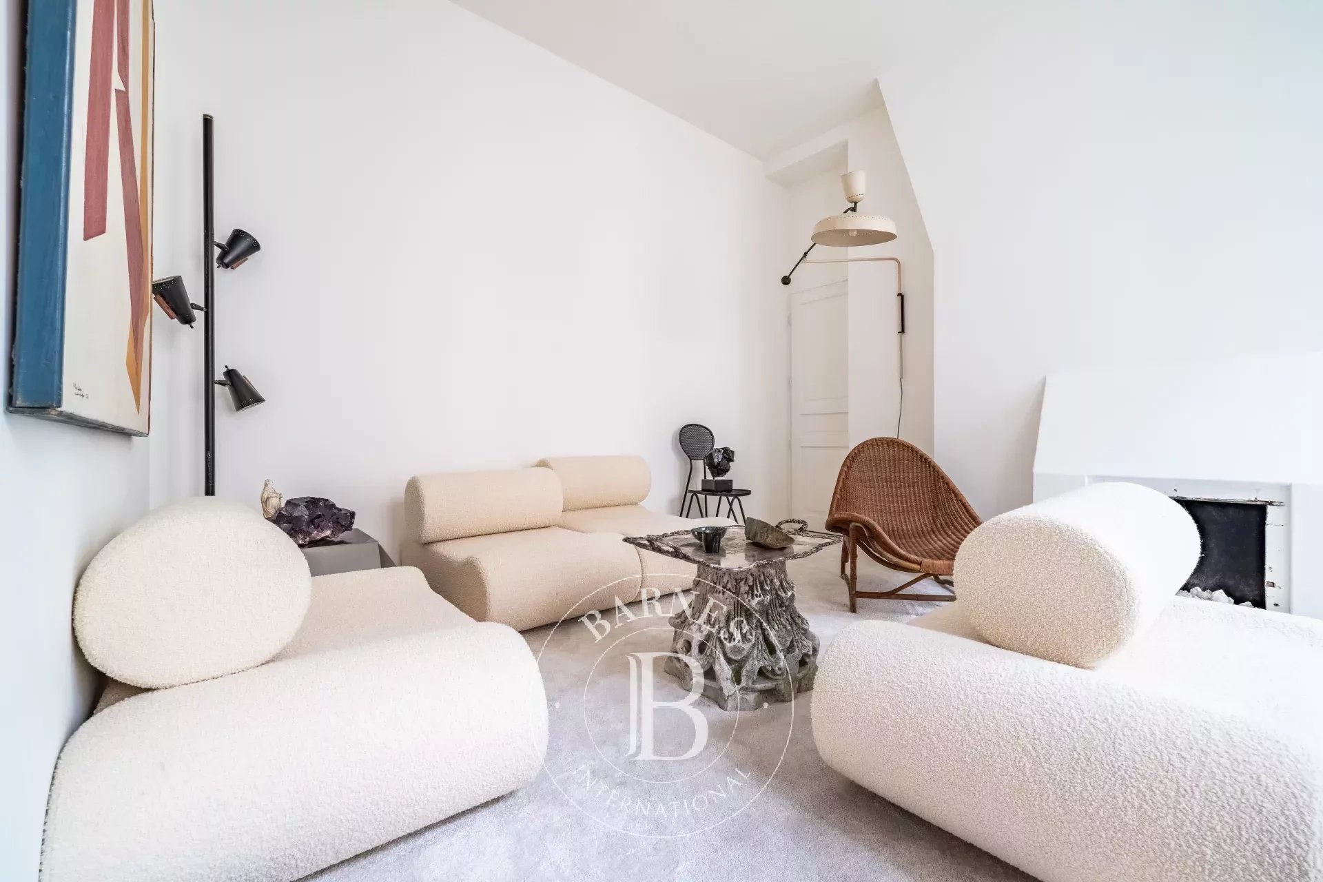 Daire Paris 3ème - picture 5