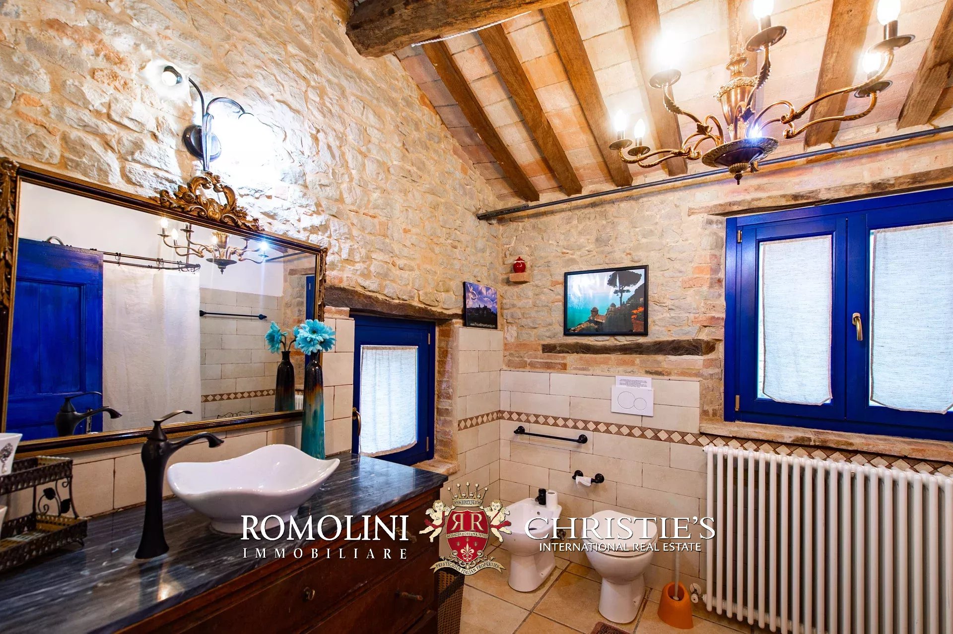 6 Bedroom Villa/Townhouse's Image 15