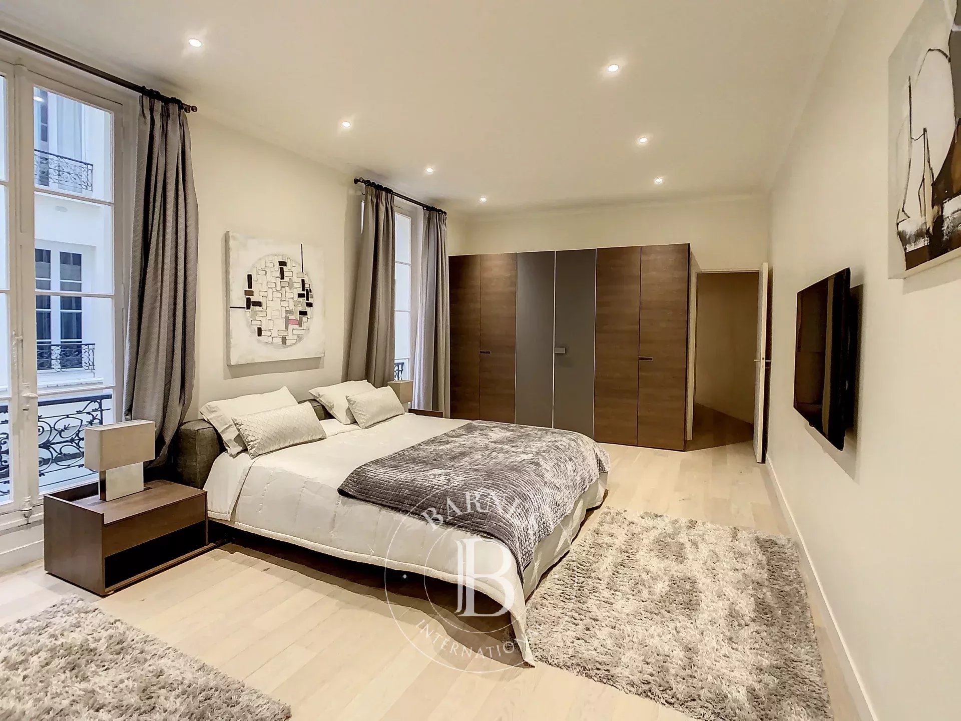 Daire Paris 8ème - picture 7