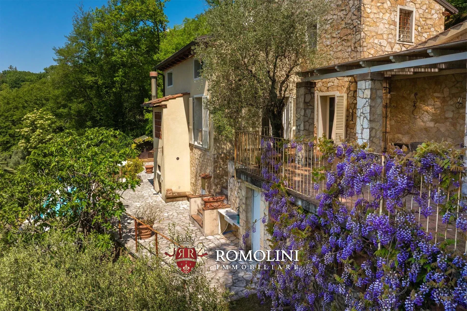 4 Bedroom Villa/Townhouse's Image 11