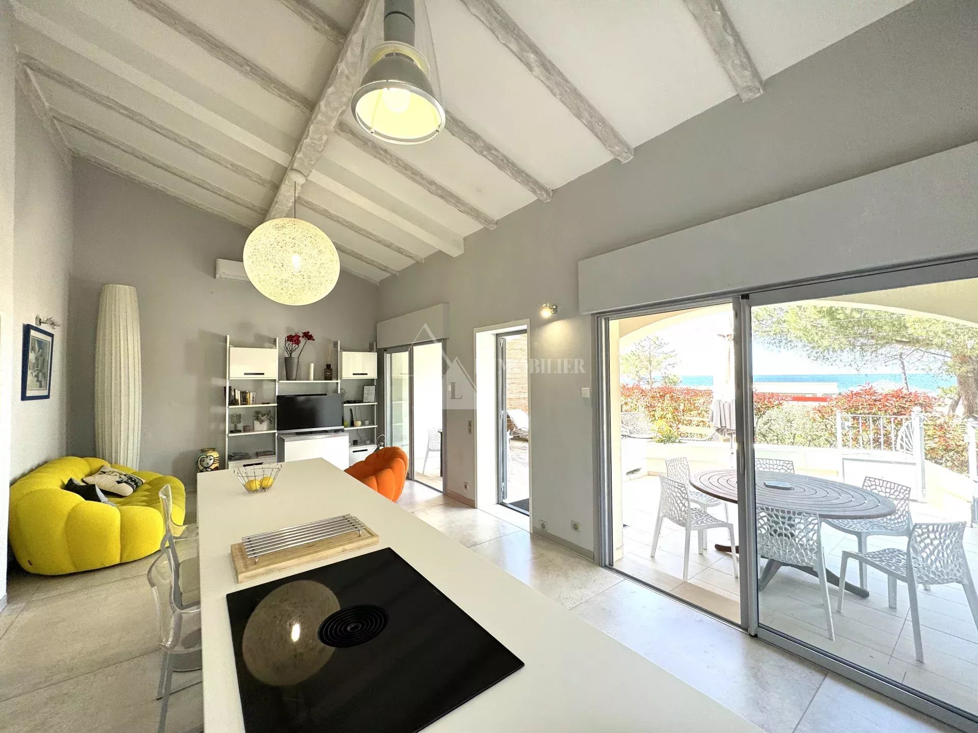 Agence immobilière de 