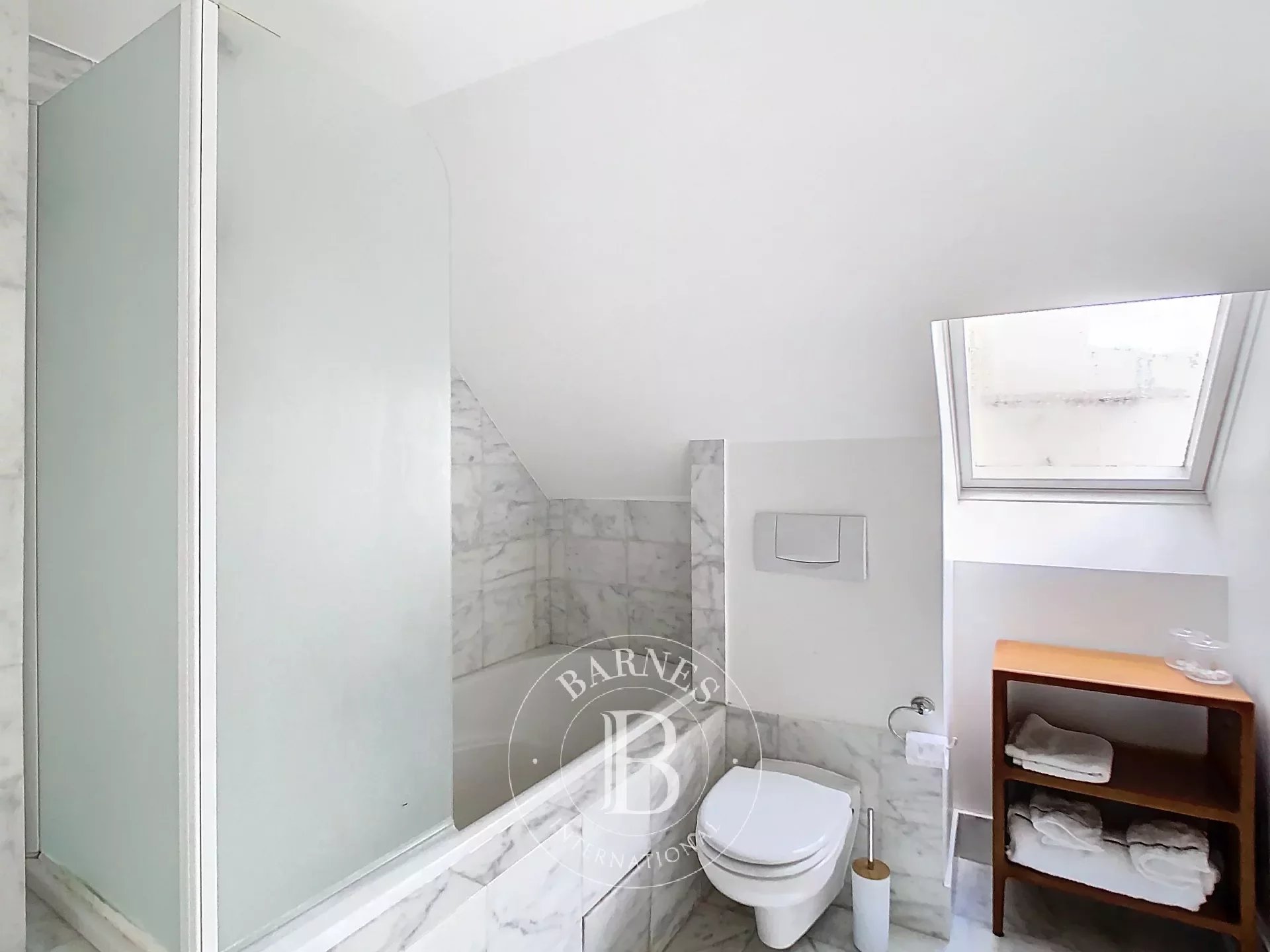 Daire Paris 8ème - picture 10