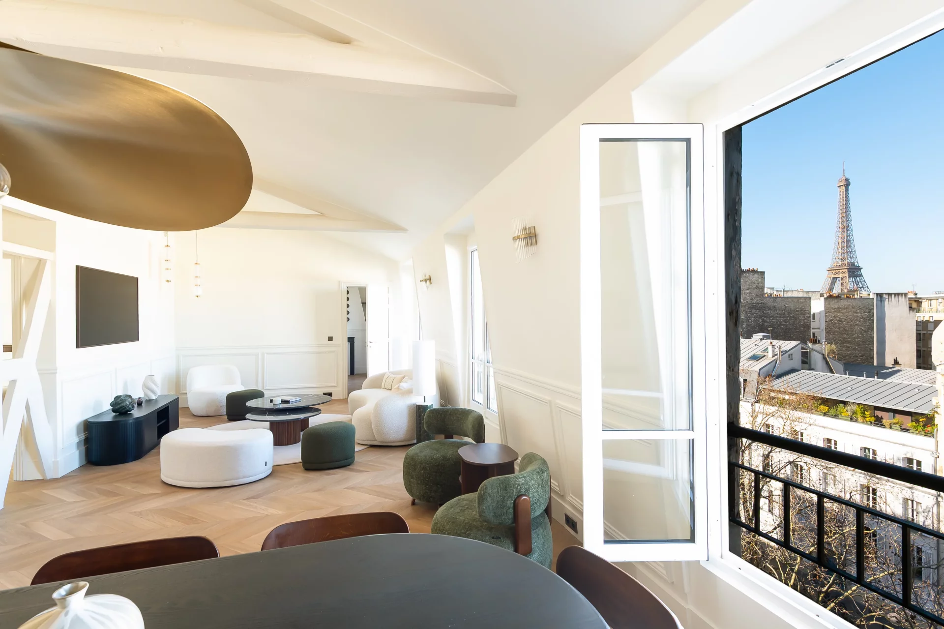 Paris 7e - TOUR-MAUBOURG / INVALIDES