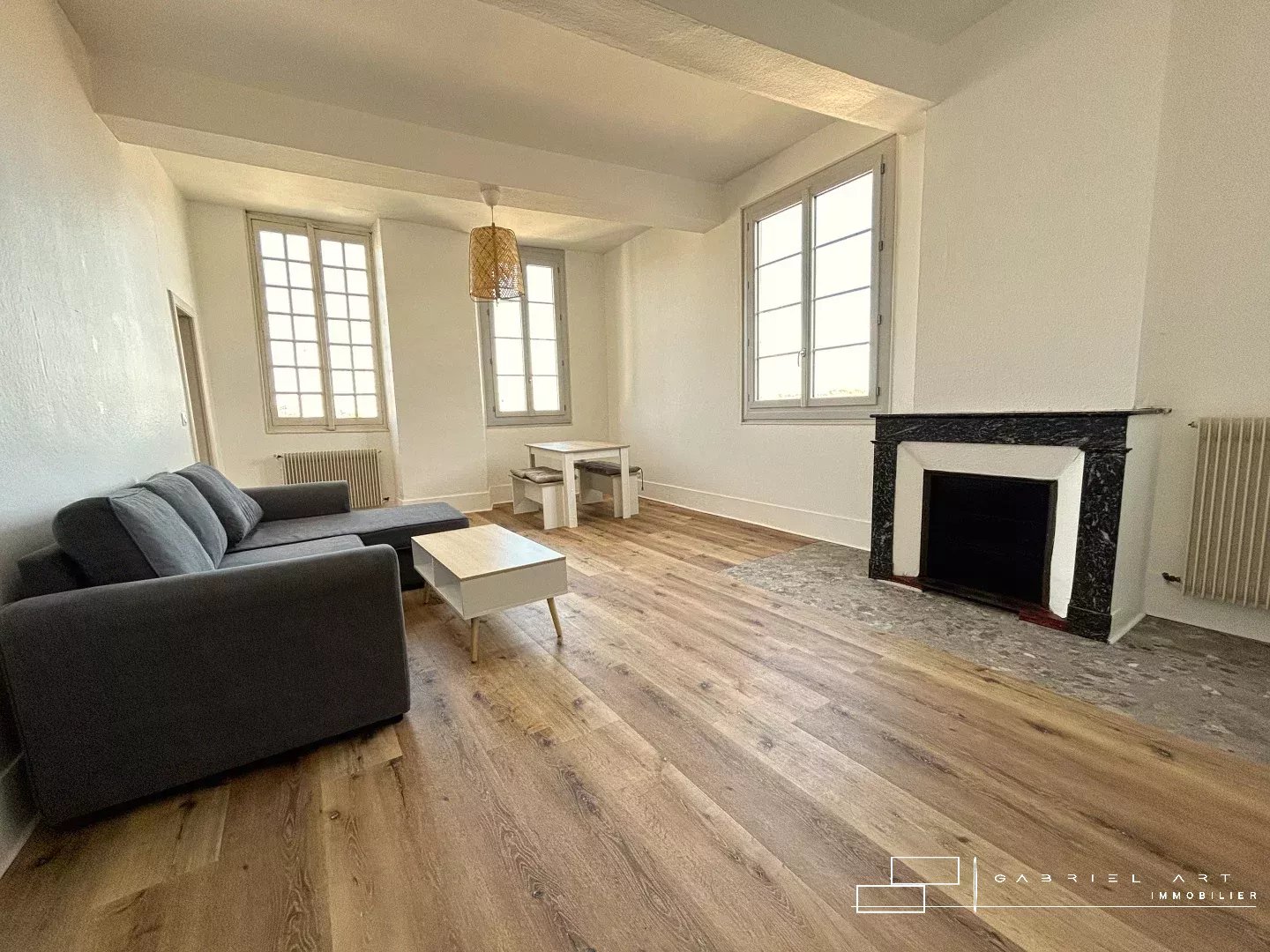 Agence immobilière de 