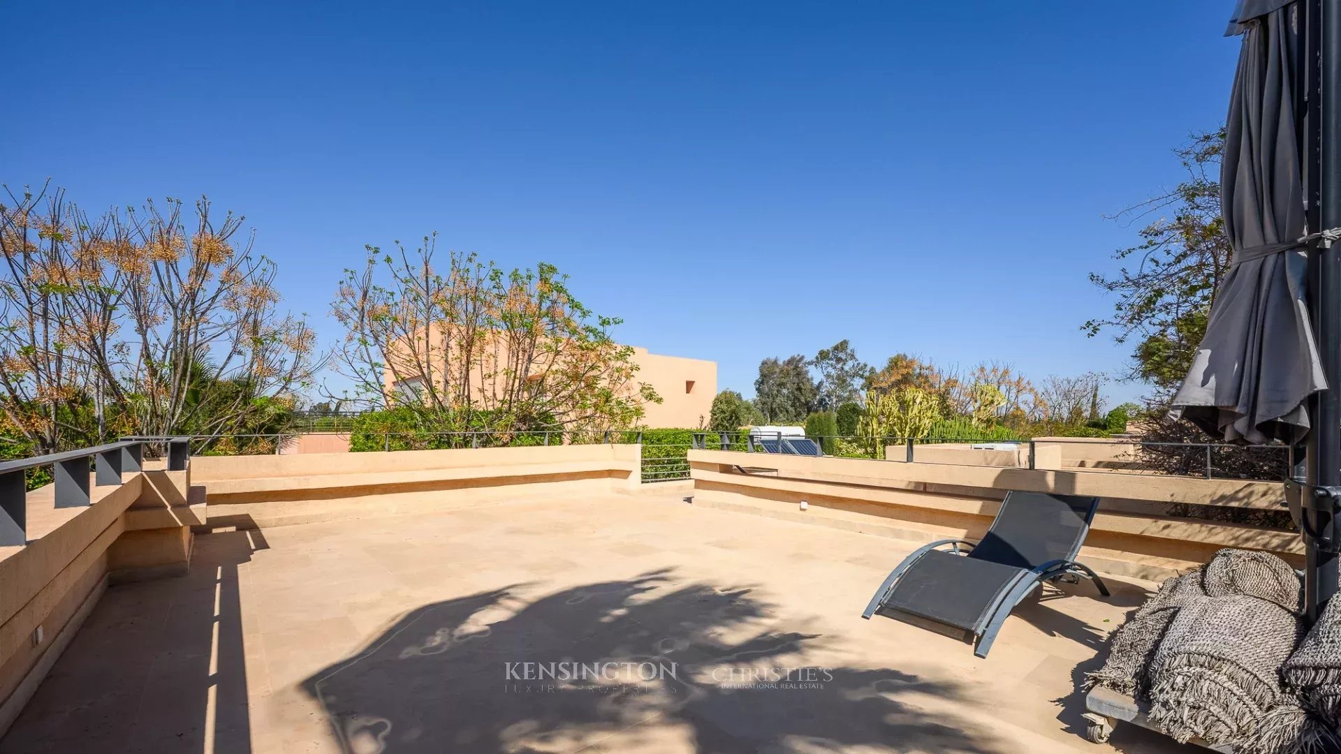 4 Bedroom Villa/Townhouse's Image 27